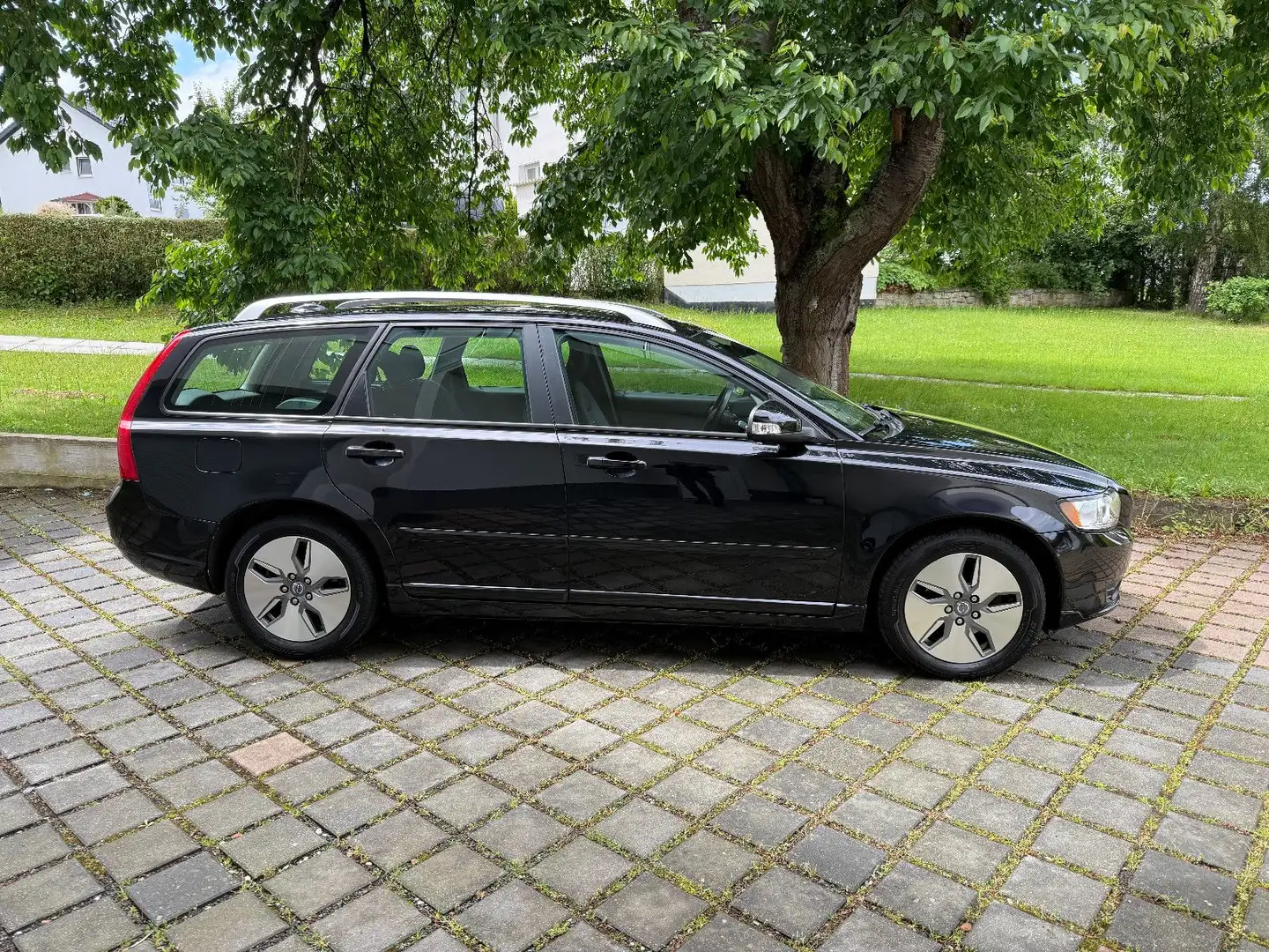 Volvo V50 Kombi 1.6 D Business Edition Negro - 1