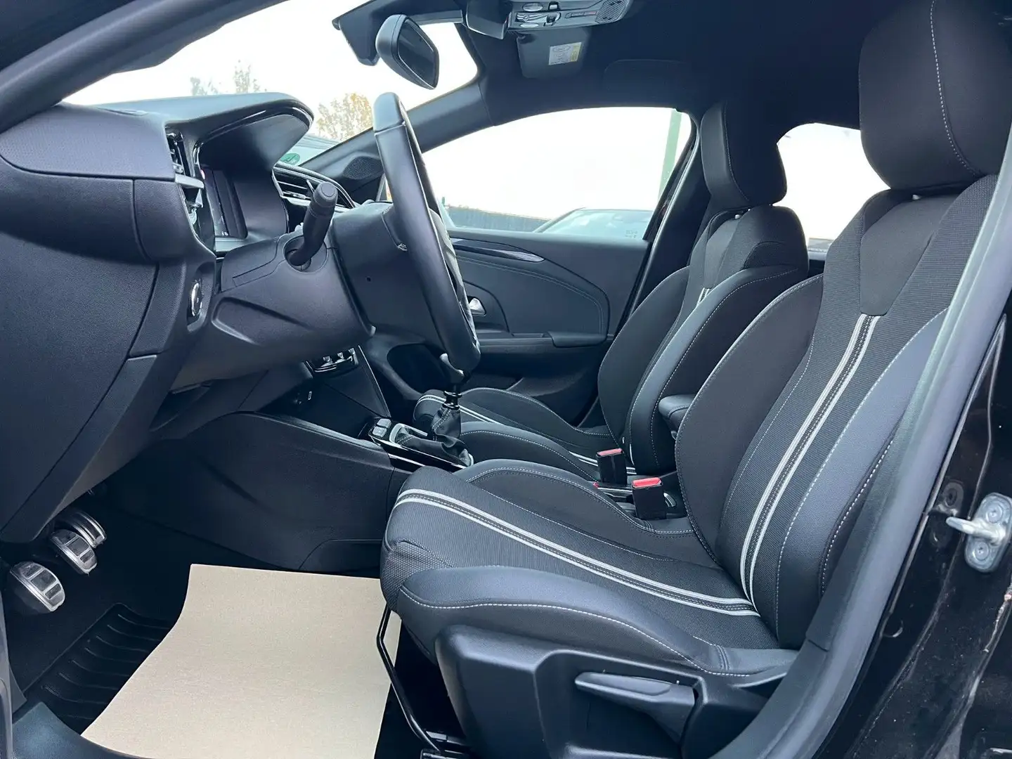 Opel Corsa CORSA GS LINE-LED-KAMERA-TEMPOMAT-SHZ-KLIMA Noir - 1