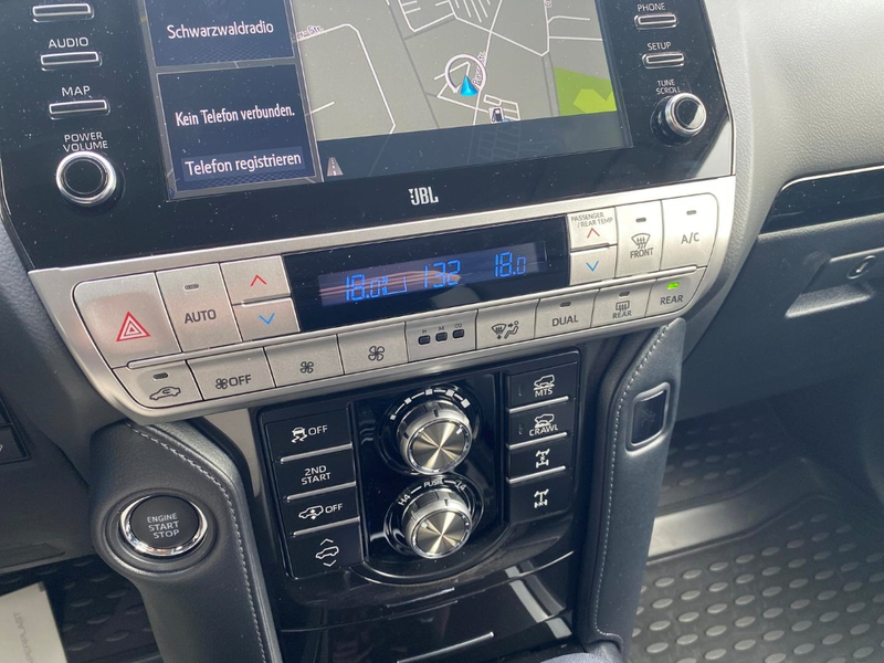 Toyota Land Cruiser Niveau Navi Leder Sound JBL Klimasitze LED ACC App — photo 12