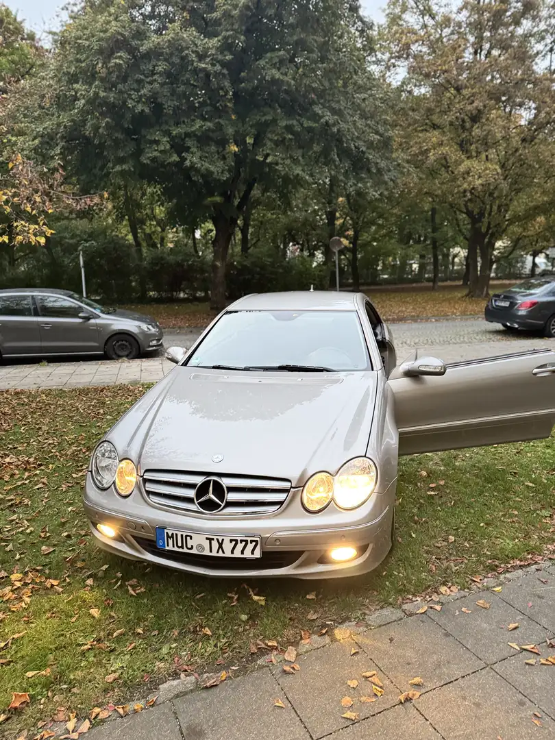 Mercedes-Benz CLK 200 CLK 200 Kompressor (209.341) Grau - 1