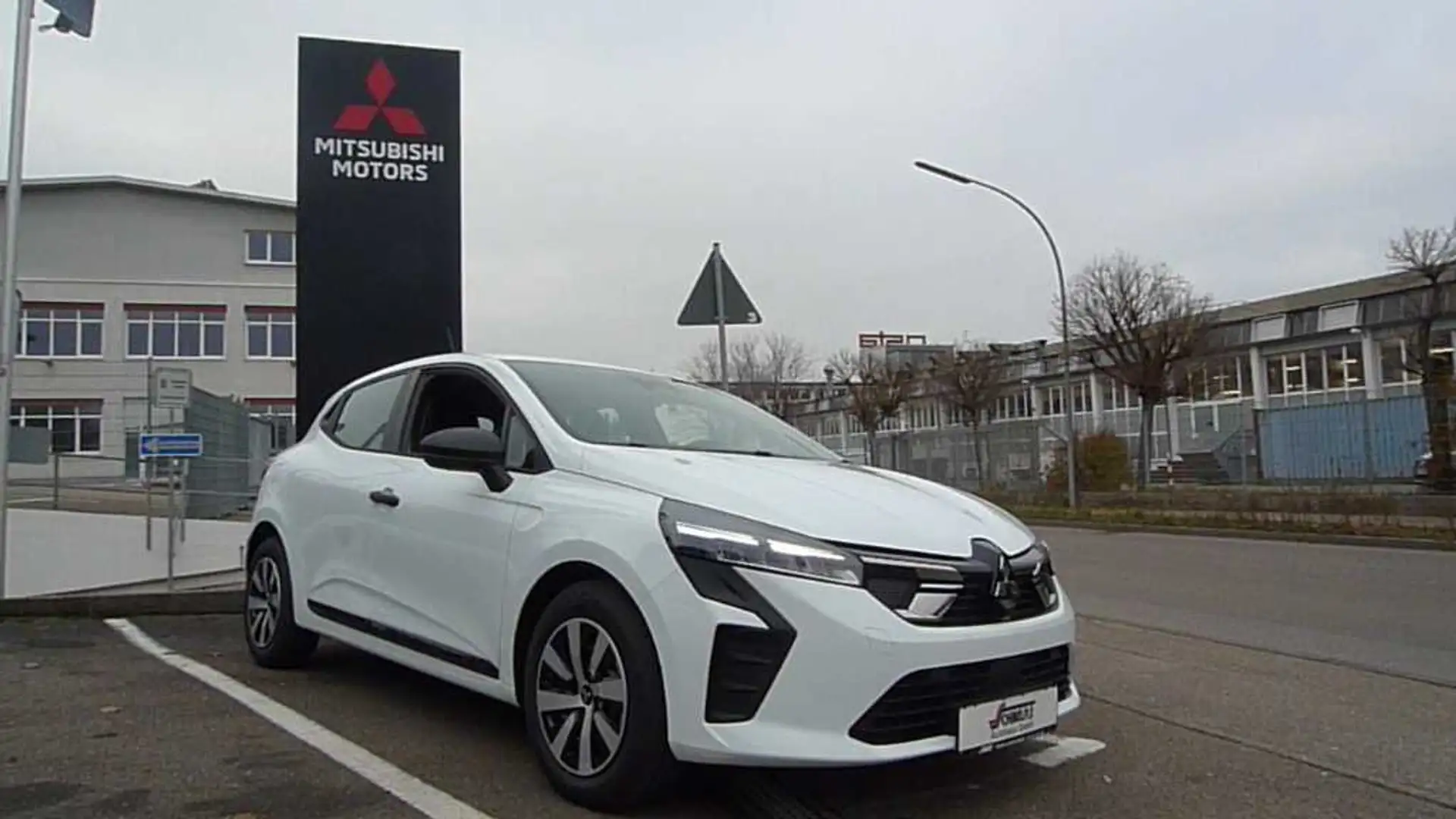 Mitsubishi Colt BASIS 1.0 Benziner 5-Gang VFW Weiß - 1