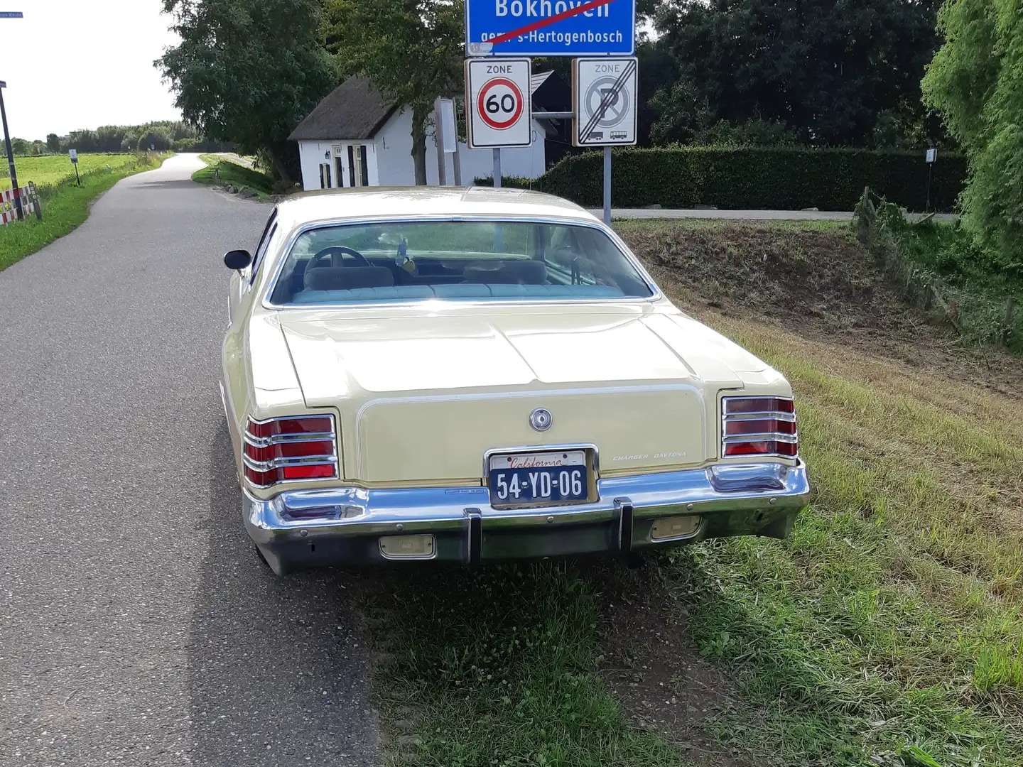 Dodge Charger daytona Bej - 2