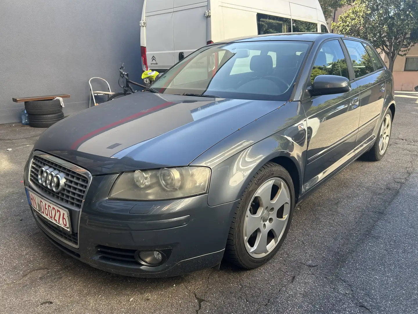 Audi A3 1.4 TFSI Ambition, 2.Hand,Tüv 03.27 Grau - 1