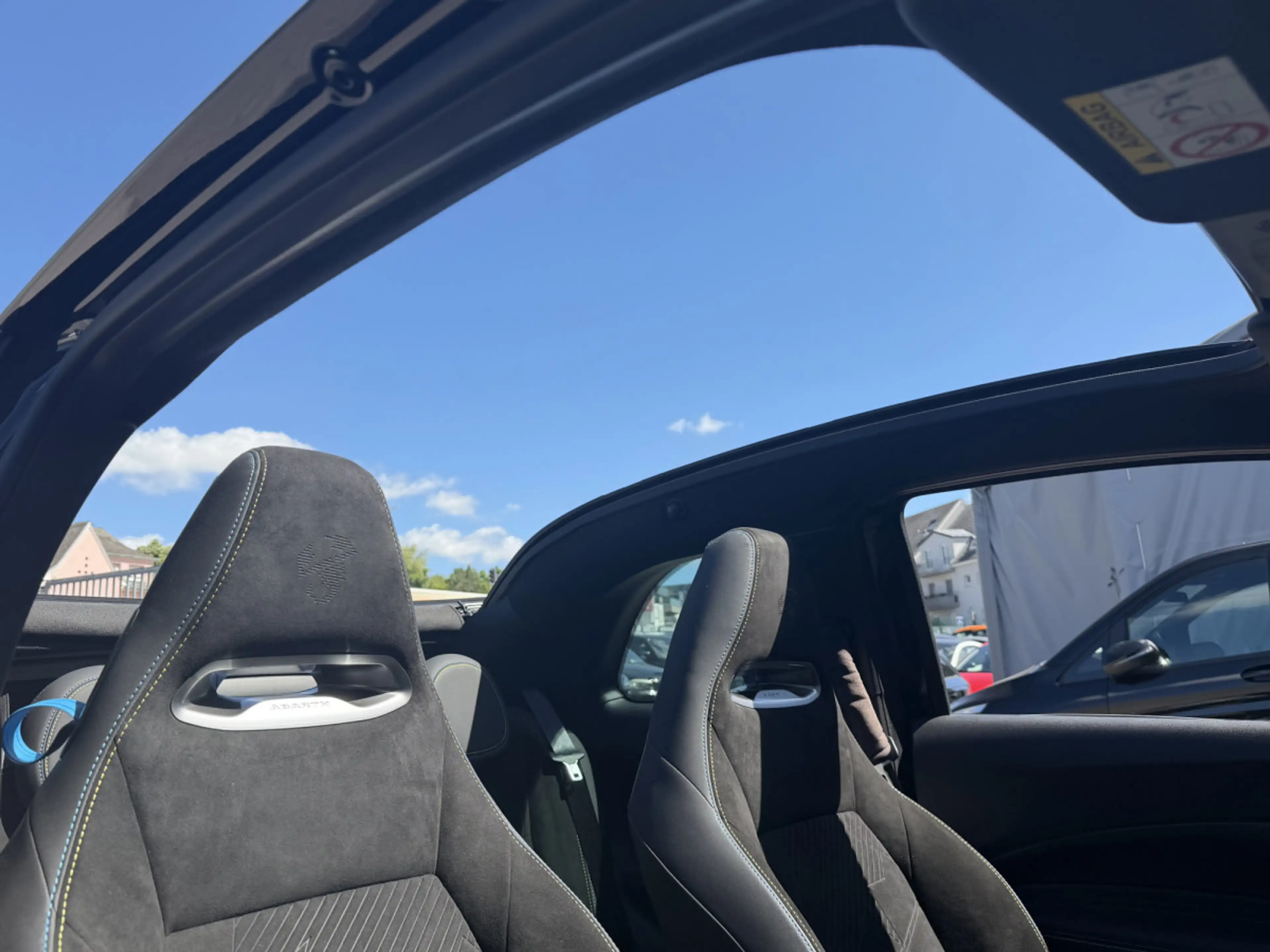Abarth 500 CABRIO TURISMO LED CUIR NAVI 1 HAND — photo 6