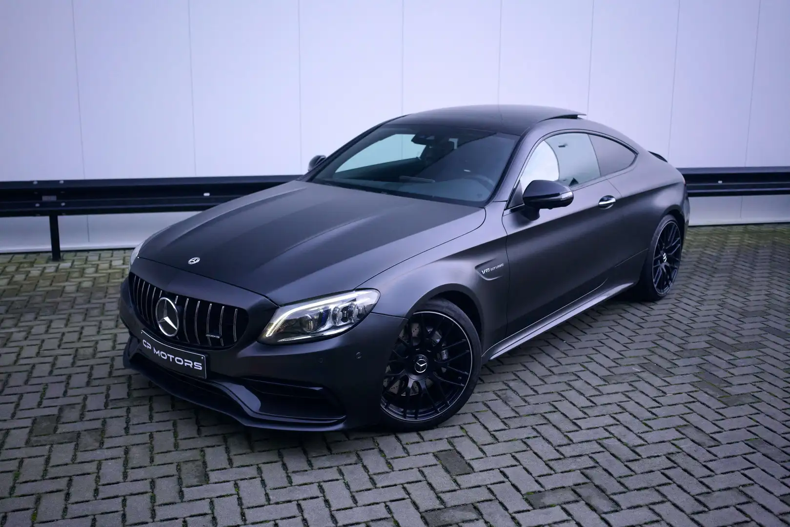 Mercedes-Benz C 63 AMG V8 COUPE  FACELIFT  CARBON  SPORTUITLAAT  FULL Negru - 1