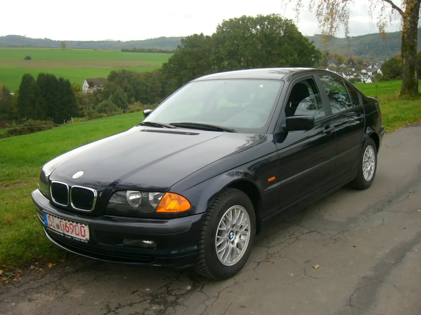BMW 316 316i - 1,9L - E46 - nur 73500 KM - sehr sauber Blau - 2