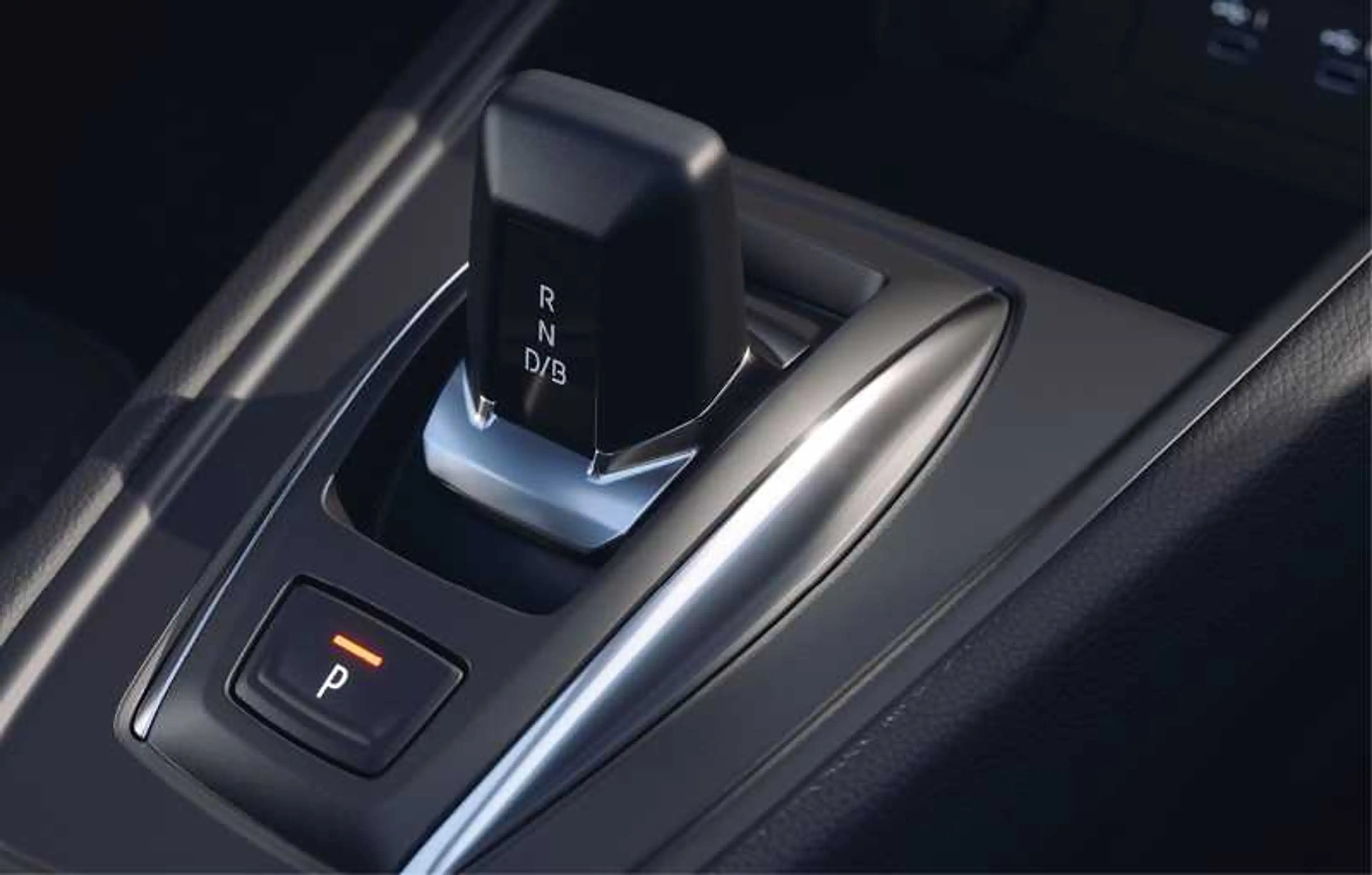 Mitsubishi Grandis Diamant PLUS 1.3 T-Benziner 7-DCT — photo 4