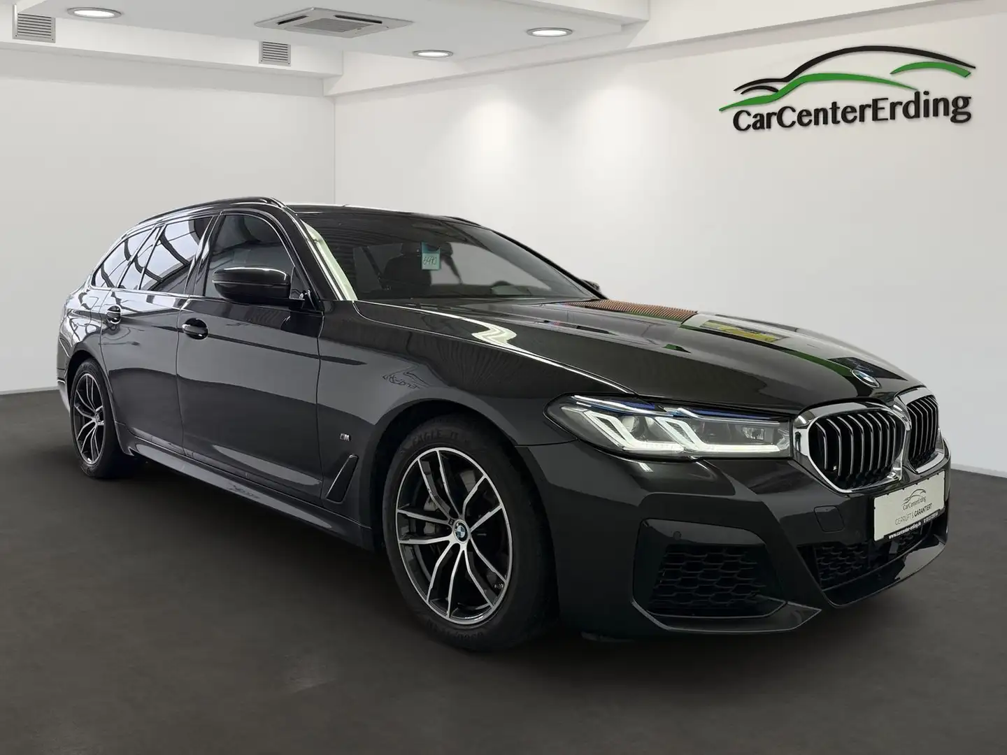 BMW 540 iTxDrive*M Sport*Laser*ACC*Navi*AHK*H&K*Kamer Grijs - 2