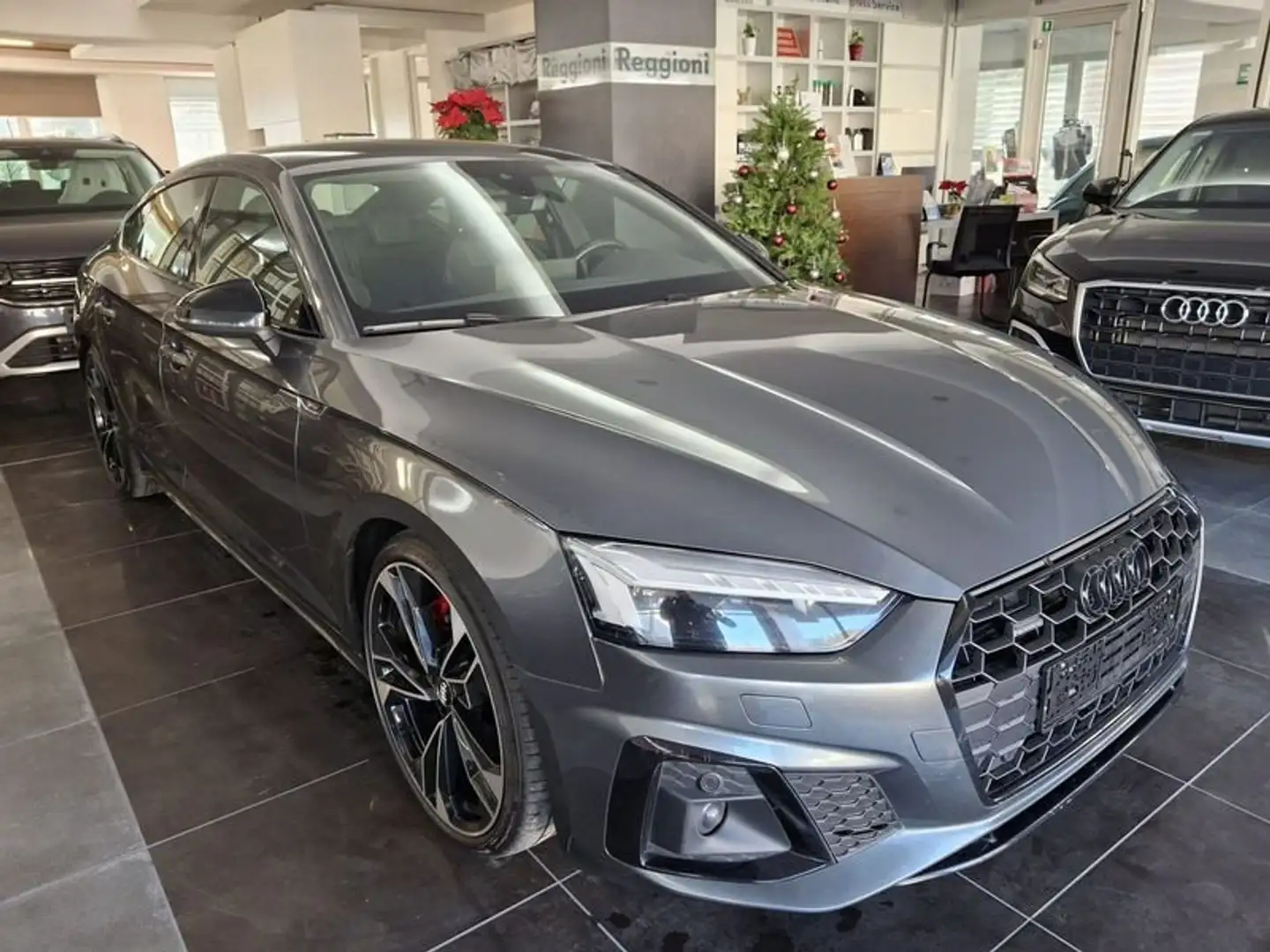 Audi A5 A5 SPB 45 TFSI quattro S tronic S line edition Grijs - 1