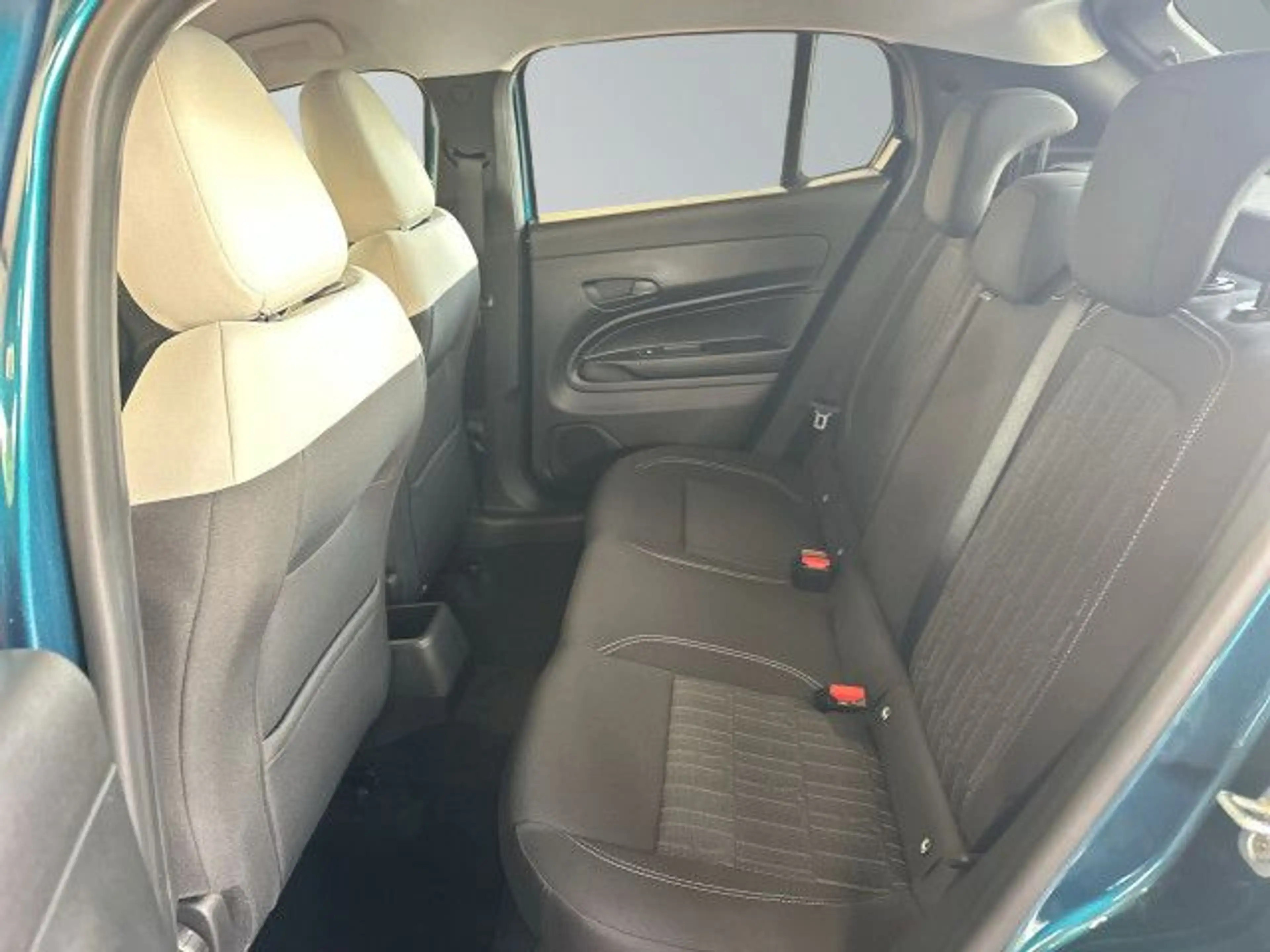 Fiat 600 Pop 1.2 T3 MHEV Bluetooth LED Klima — photo 14