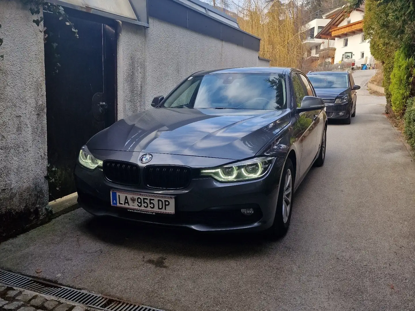 BMW 318 318d Aut. - 1