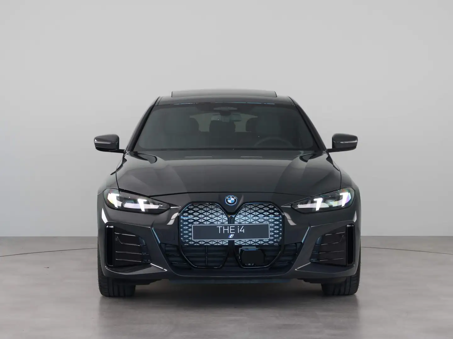 BMW i4 eDrive35 M Sport Edition 70 kWh Grijs - 2