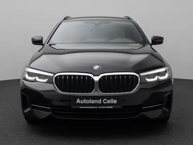 BMW 5 Series view 2