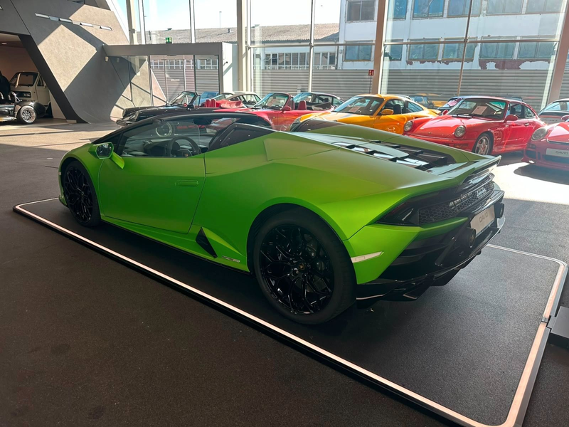 Lamborghini Huracán EVO Spyder*Ad Personam*Selezione*Lift* — photo 4
