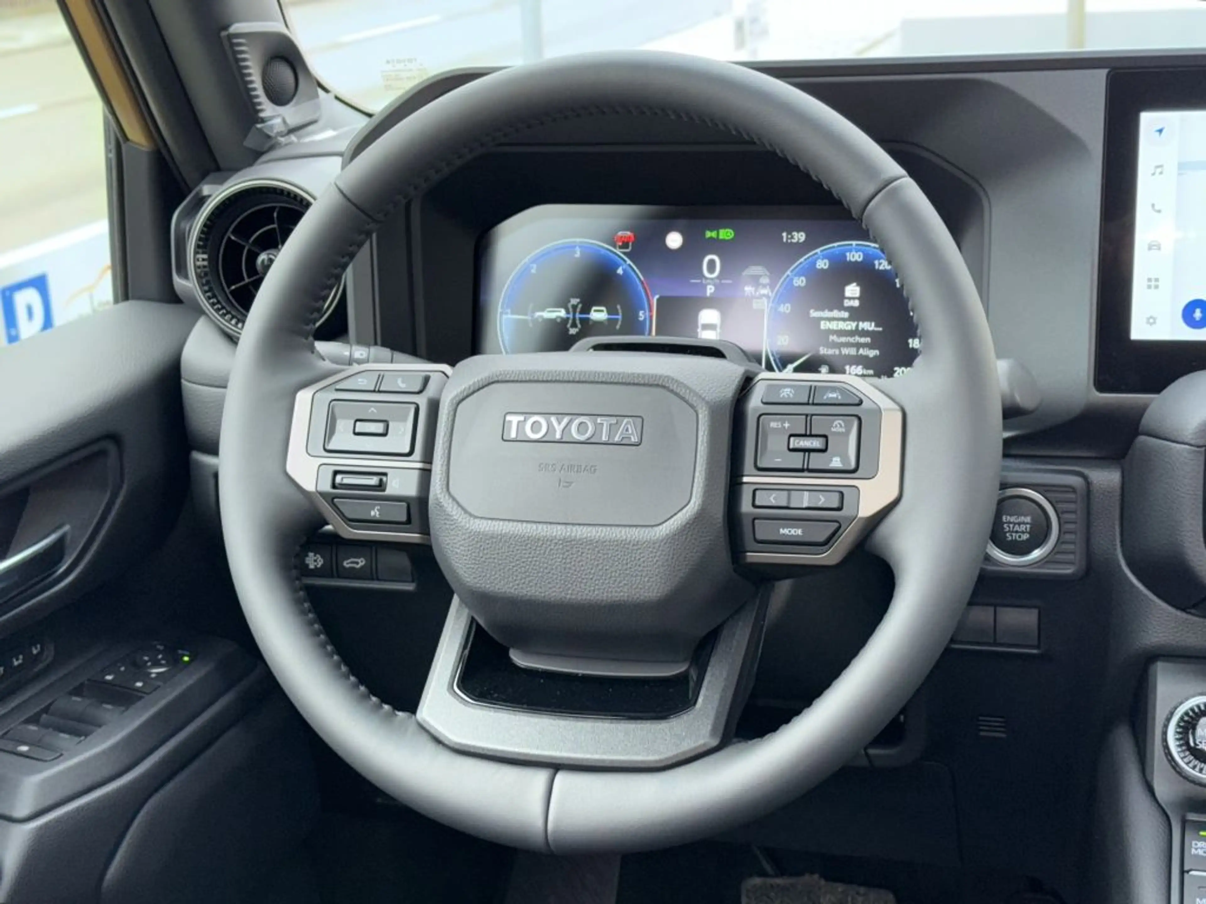 Toyota Land Cruiser 250 Mild-Hybrid Lounge Pano.dach,HUD,360°,Leder — photo 12