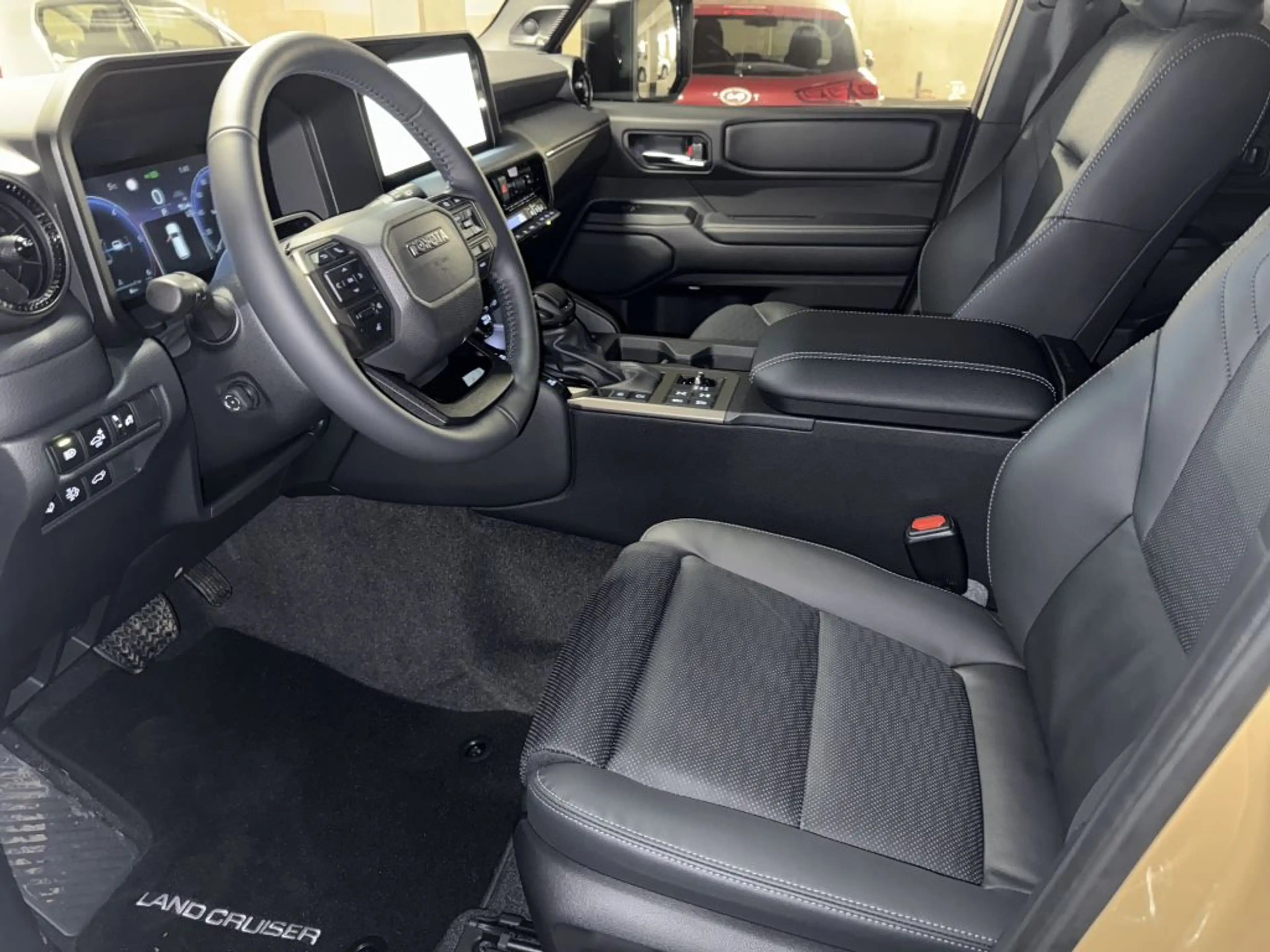 Toyota Land Cruiser 250 Mild-Hybrid Lounge Pano.dach,HUD,360°,Leder — photo 7