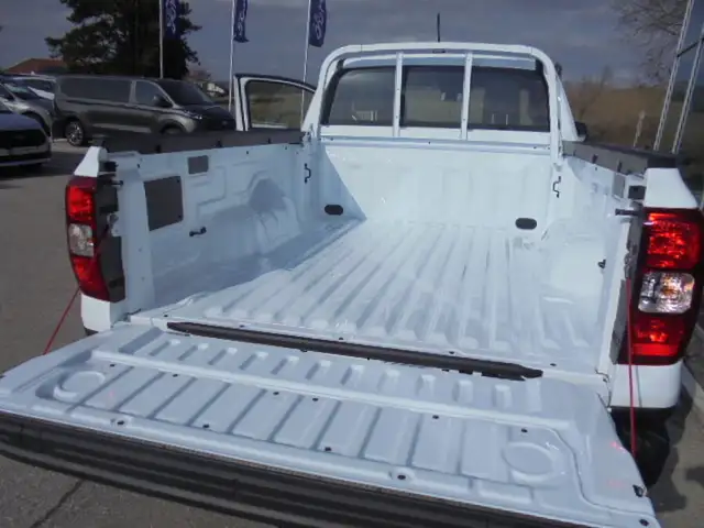 Ford Ranger XL 4WD Extrakabine 170PS Diesel Ansicht 8