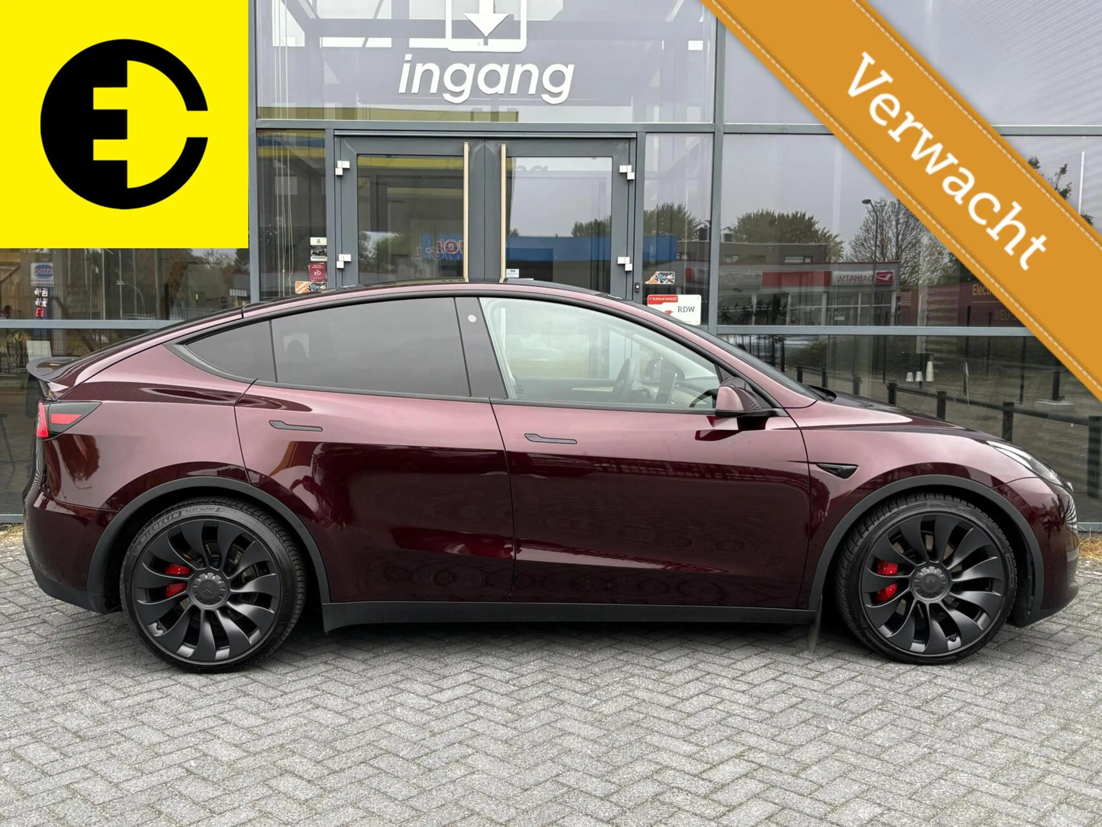 Tesla Model Y Performance AWD 75 kWh | Cherry red | SoH 93,3% | — photo 13
