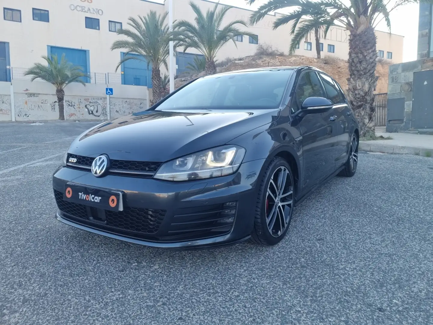 Volkswagen Golf 2.0TDI CR BMT GTD 184 Grijs - 1