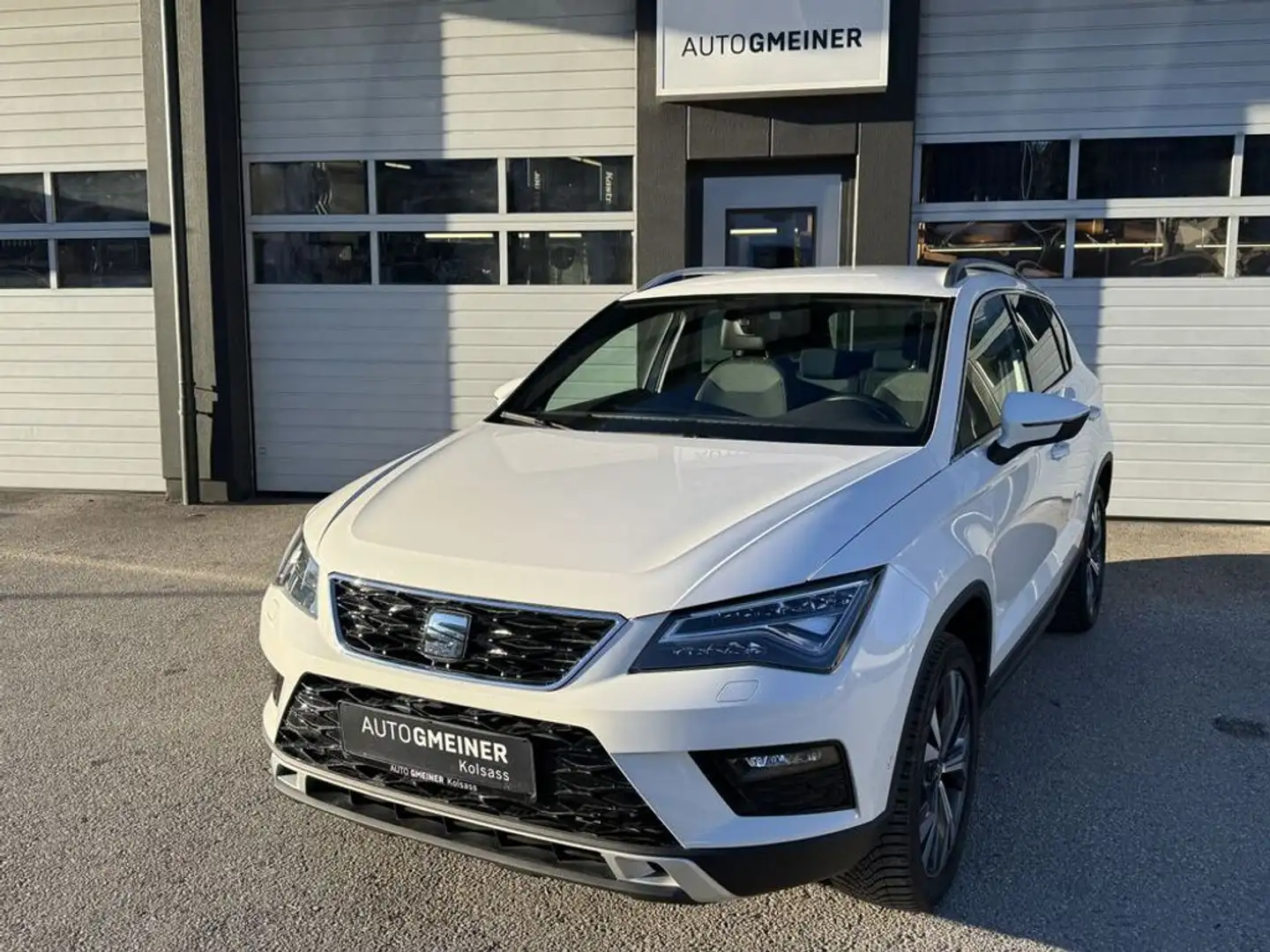 SEAT Ateca Xcellence 4Drive 1.5 TSI  *Allrad*DSG*Navi* Weiß - 1