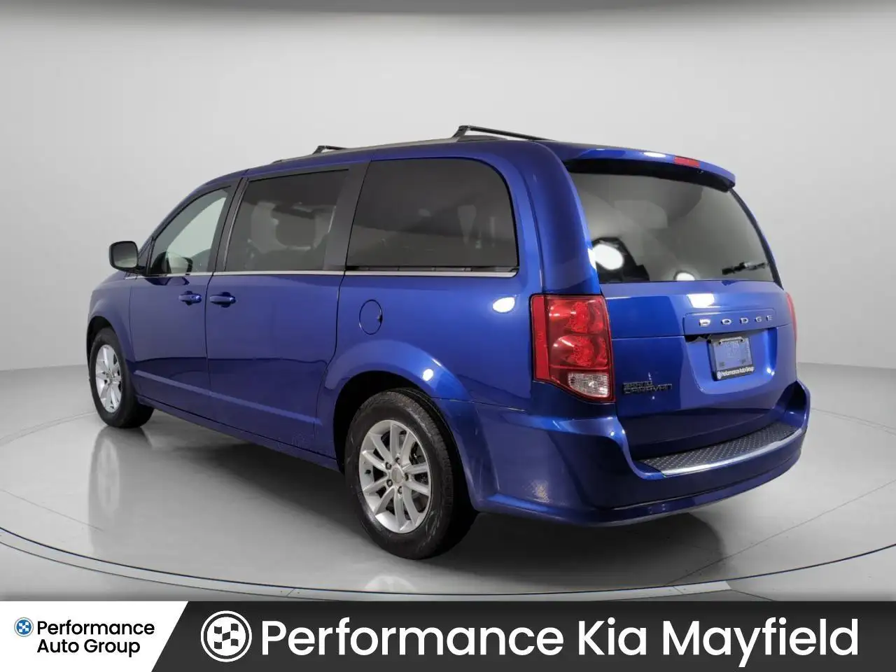 Dodge Grand Caravan снимка Dodge Grand Caravan