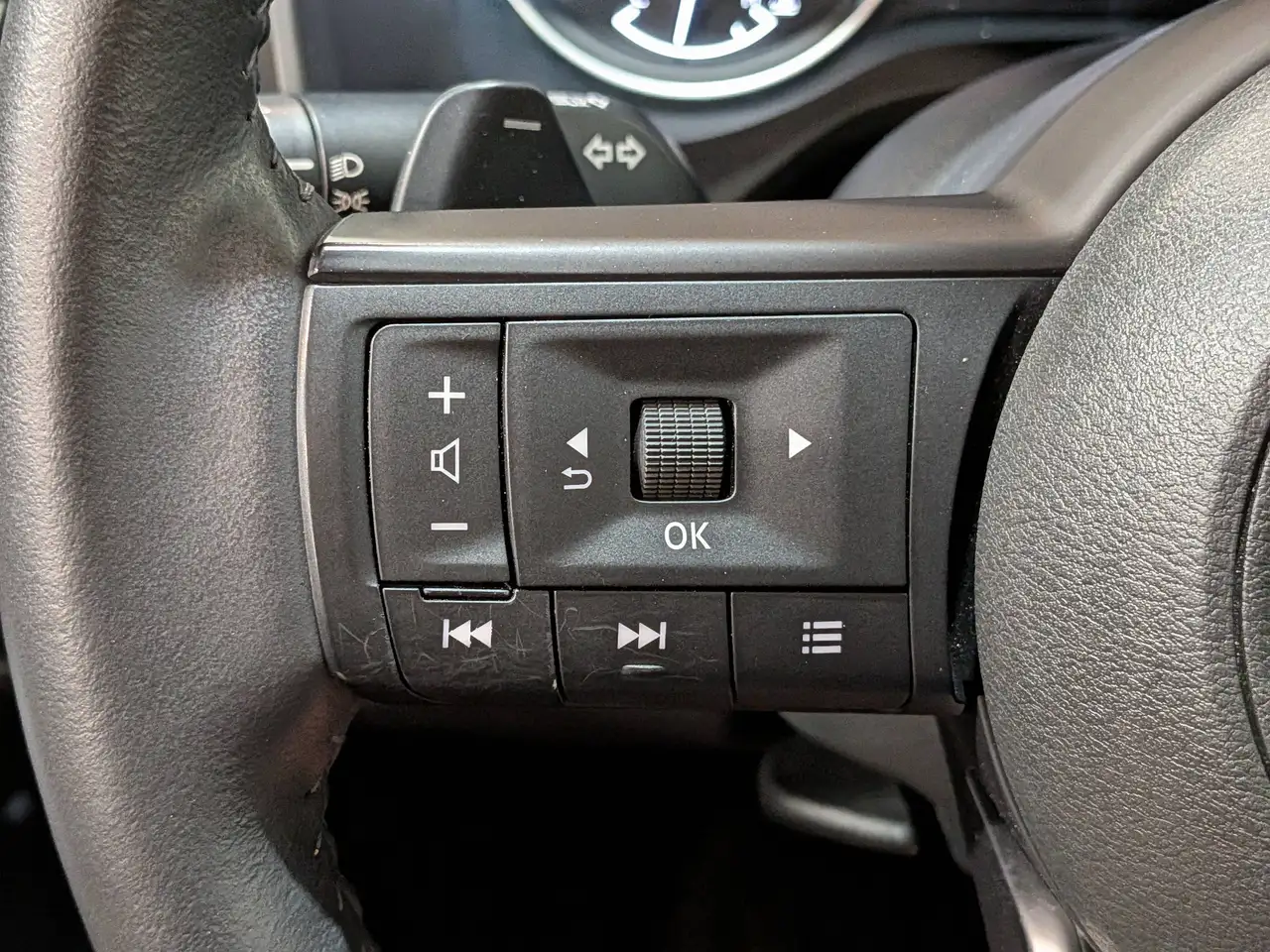 Nissan Rogue photo Nissan Rogue