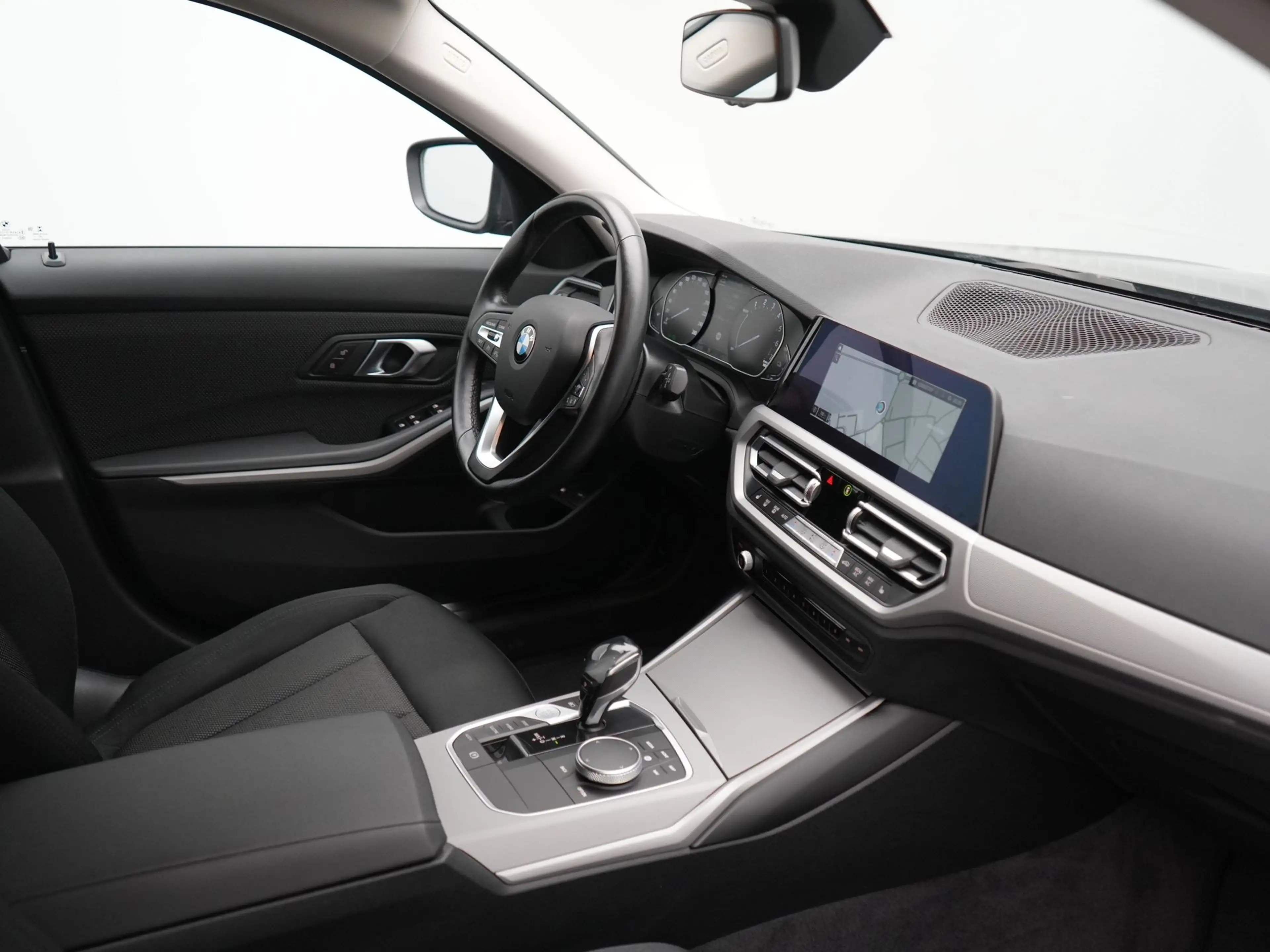 BMW 330 3-serie Touring 330e PHEV 293pk Dealer O.H. | Crui — photo 4