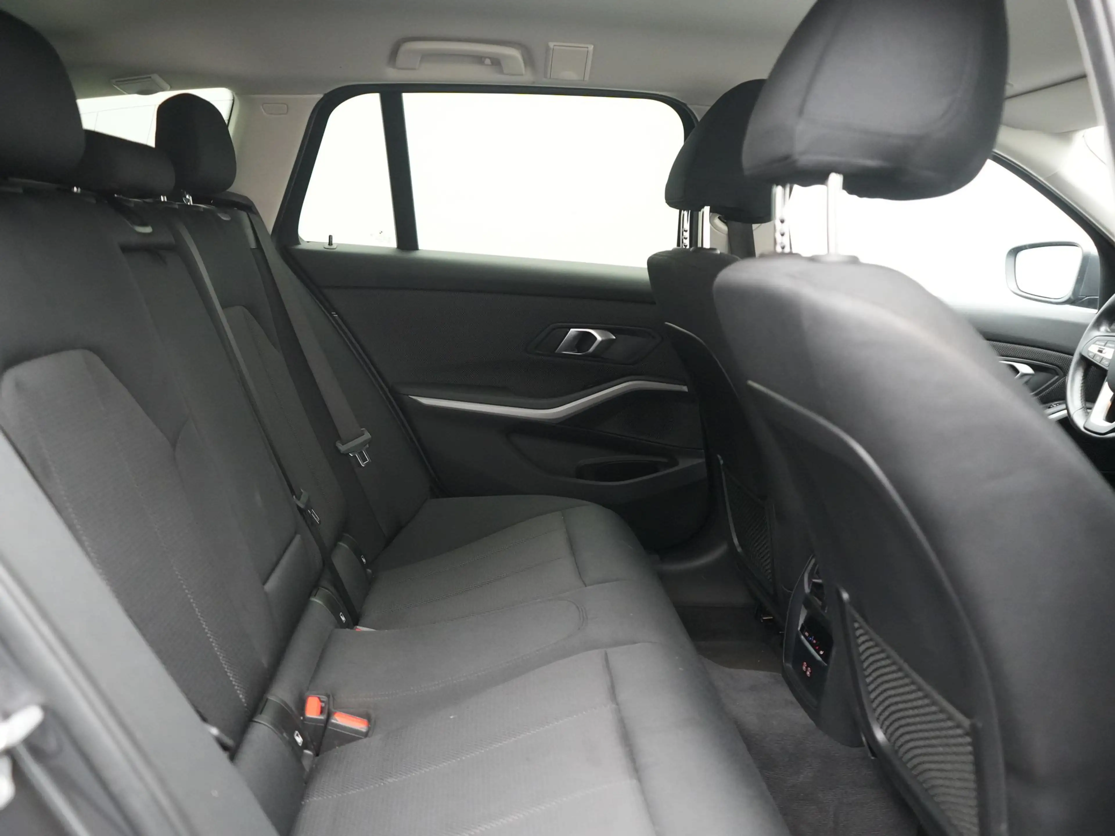 BMW 330 3-serie Touring 330e PHEV 293pk Dealer O.H. | Crui — photo 6