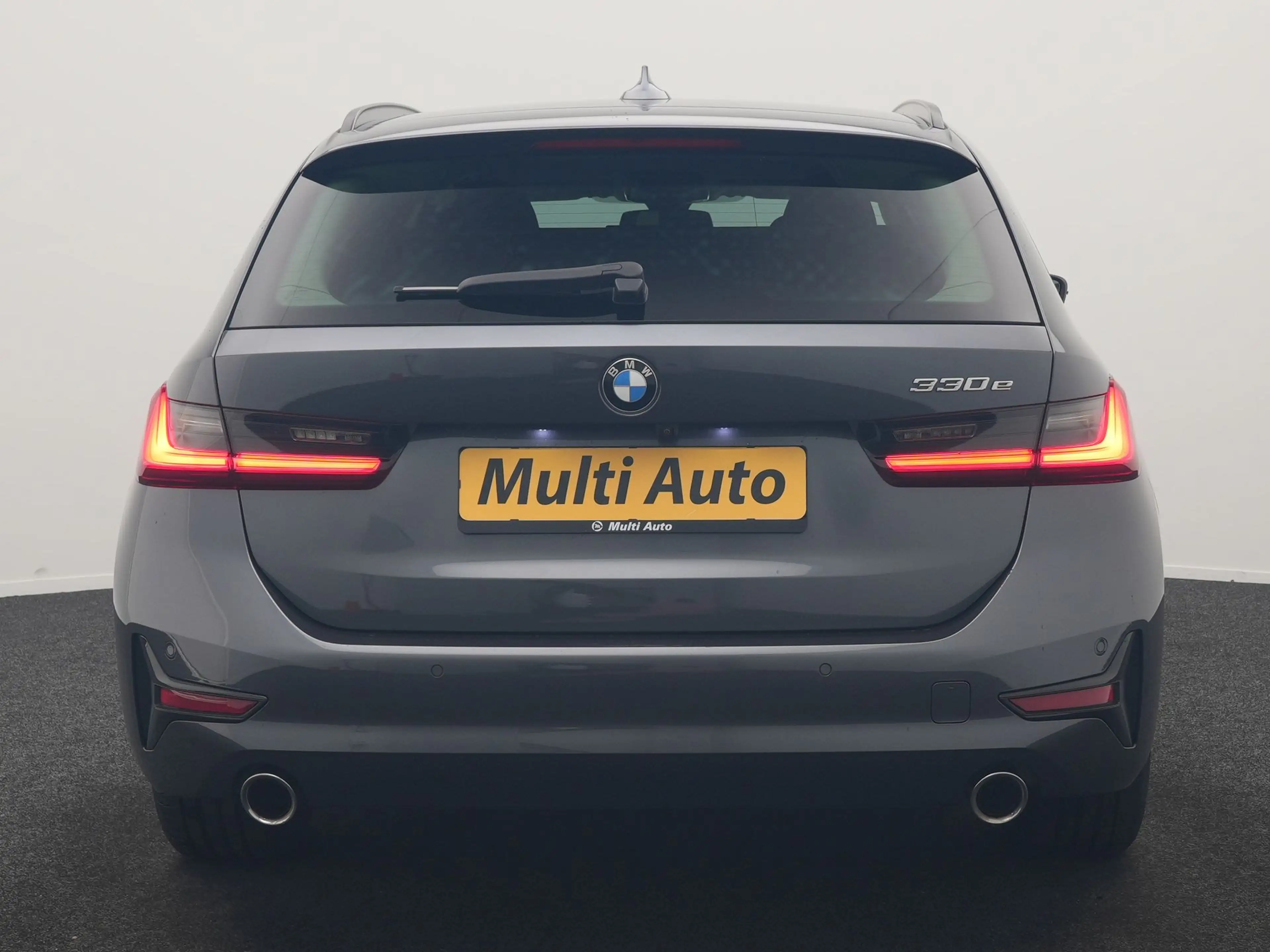 BMW 330 3-serie Touring 330e PHEV 293pk Dealer O.H. | Crui — photo 17