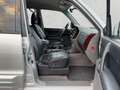 Mitsubishi Pajero 3.2 DI-D 4WD *TÜV NEU *5Trg *Schalter *Leder Silber - thumbnail 15