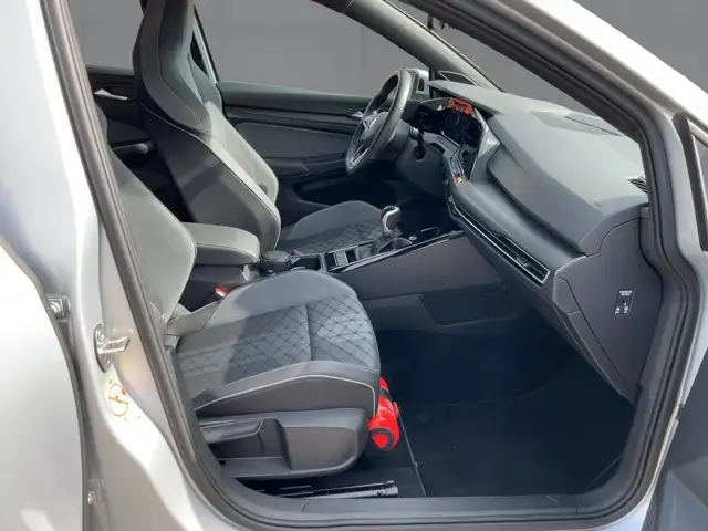 Volkswagen Golf view 12