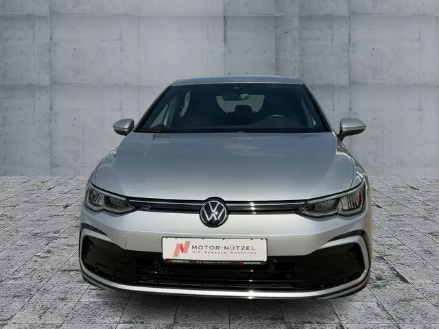 Volkswagen Golf view 3