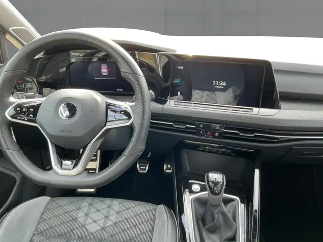 Volkswagen Golf view 9