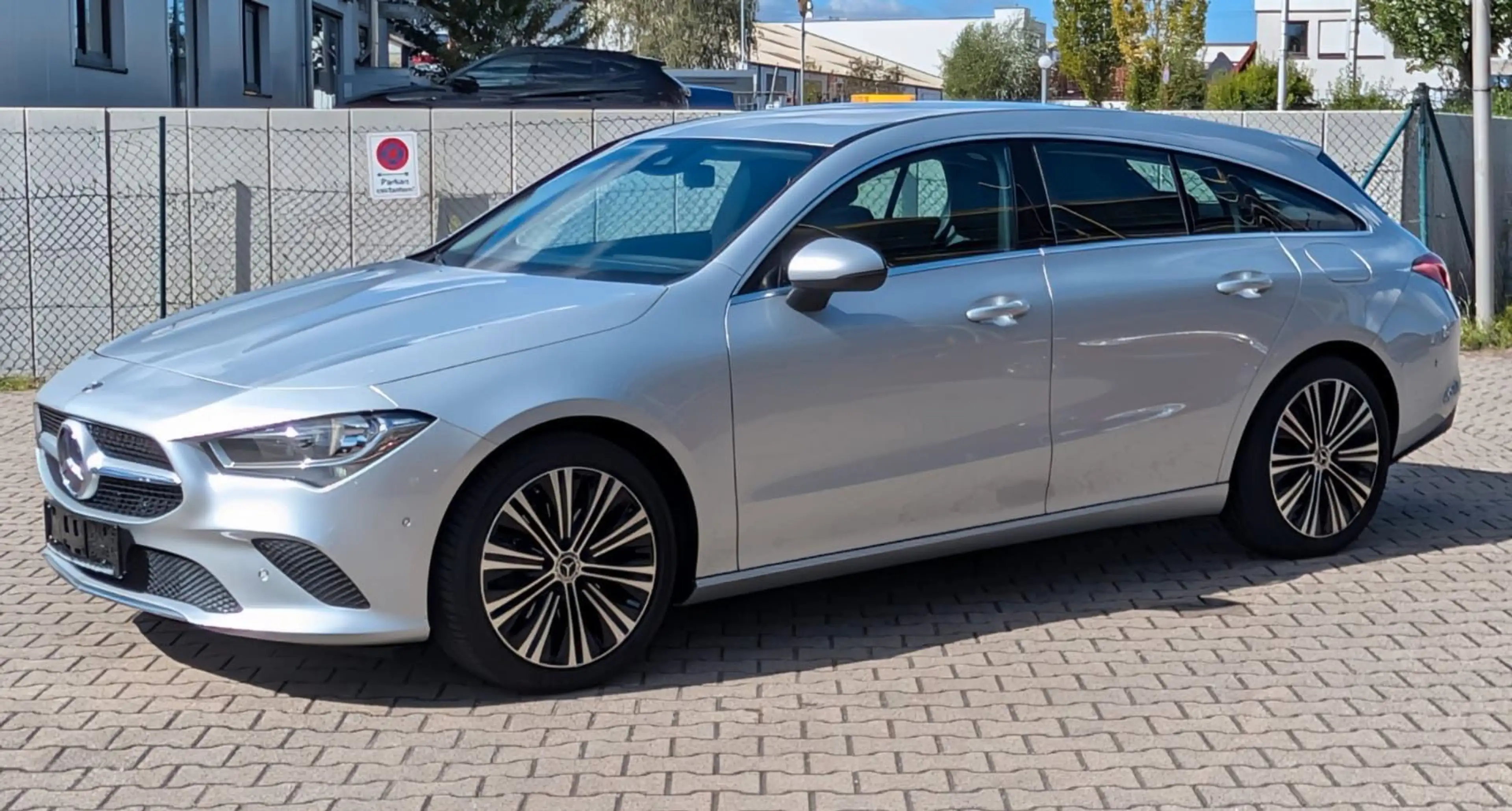 Mercedes-Benz CLA 220 CLA 220 d 4Matic — photo 2