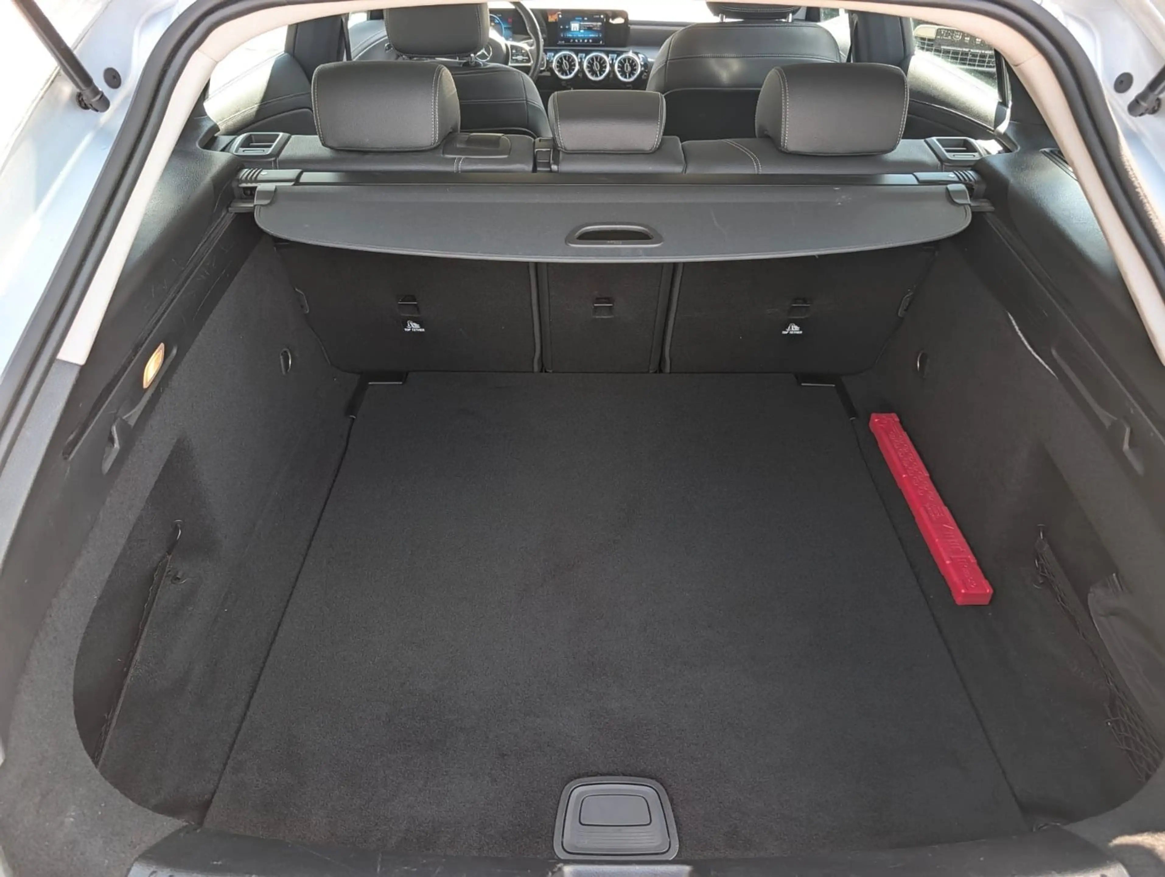 Mercedes-Benz CLA 220 CLA 220 d 4Matic — photo 13