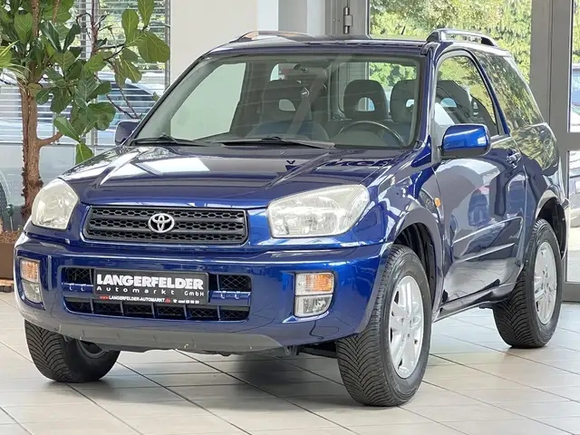 Toyota Rav4 view 8