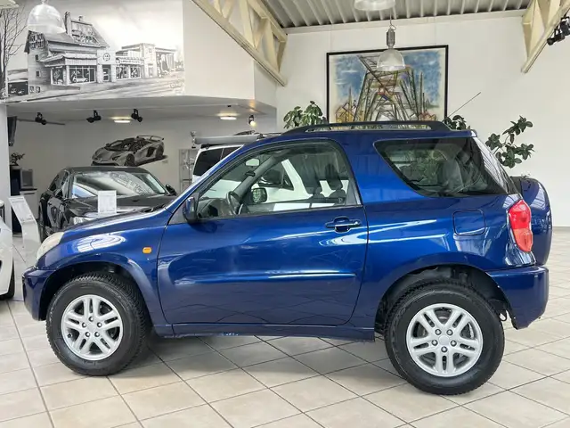 Toyota Rav4 view 7