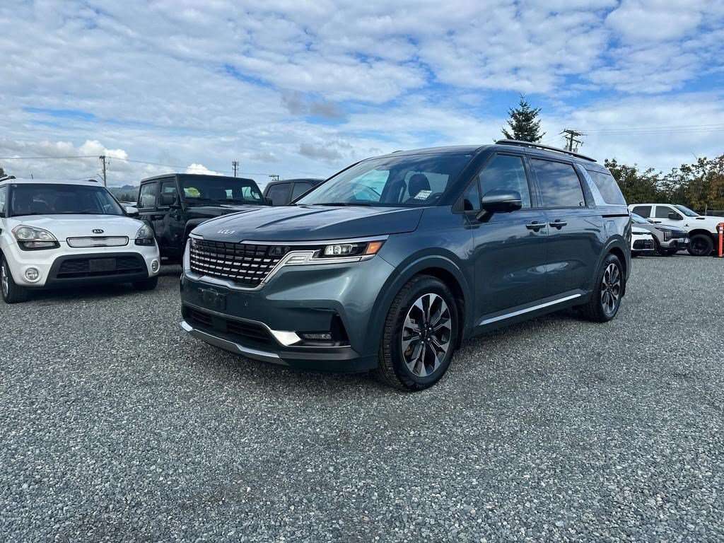 used 2023 Kia Carnival car, priced at $40,999