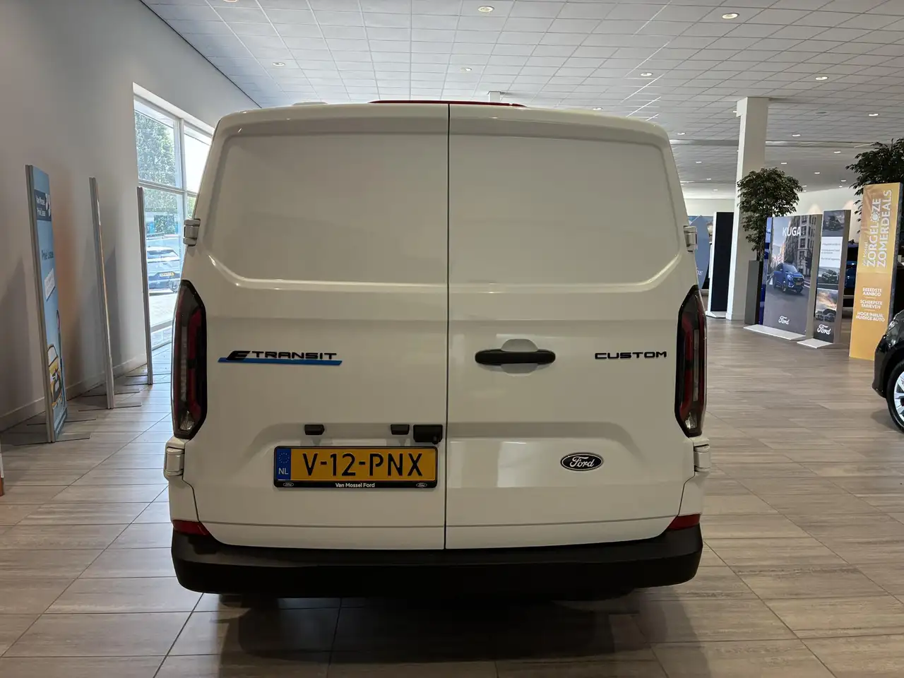 Ford E-Transit 2026