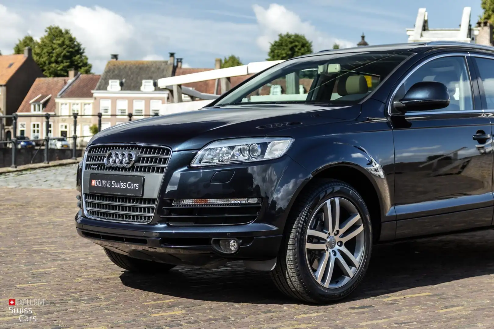 Audi Q7 4.2 FSI quattro|5+2|1e Eig.|Pano| Blauw - 2