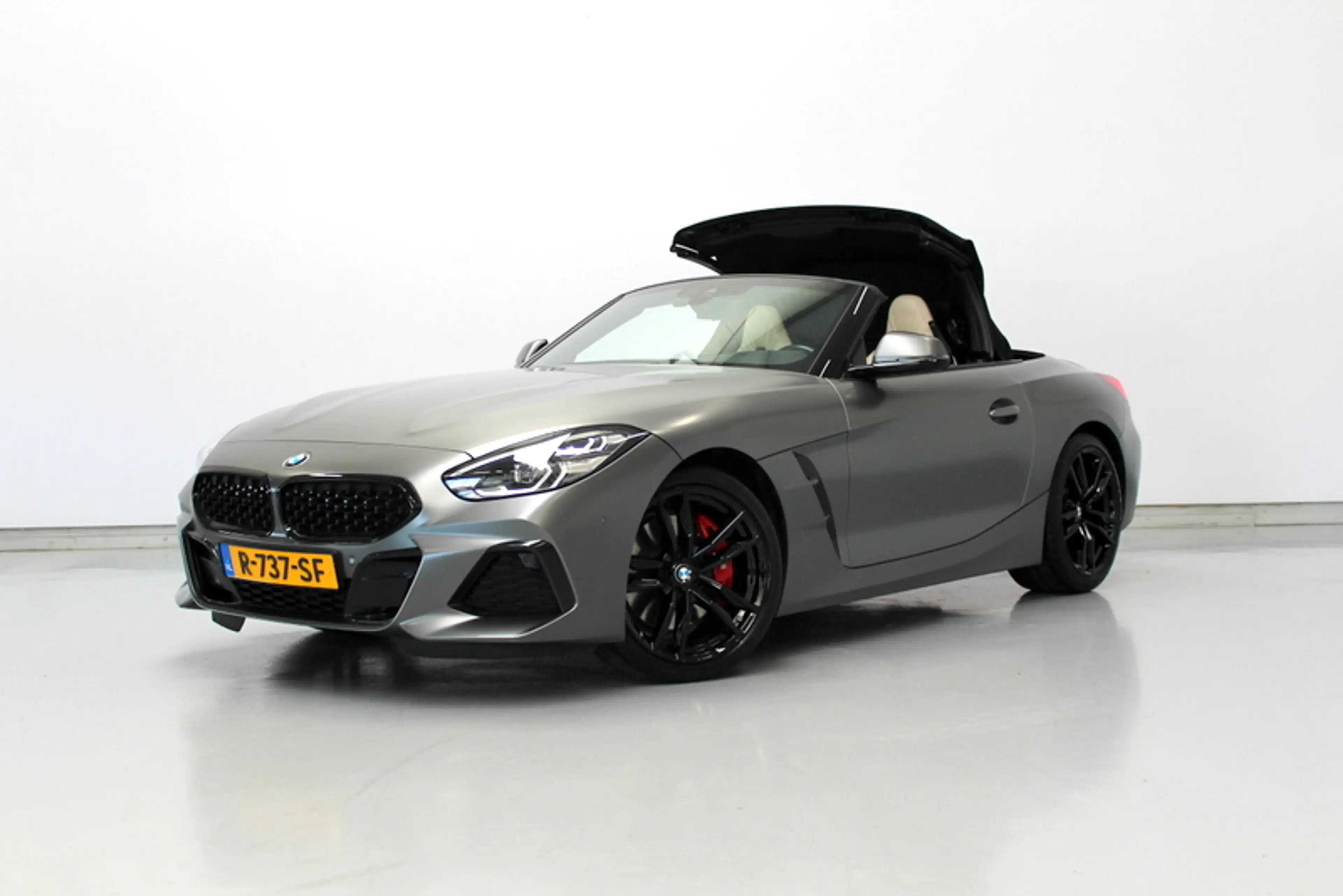 BMW Z4 Roadster sDrive30i | 259PK | Mat Grijs (Frozen Gre — photo 4