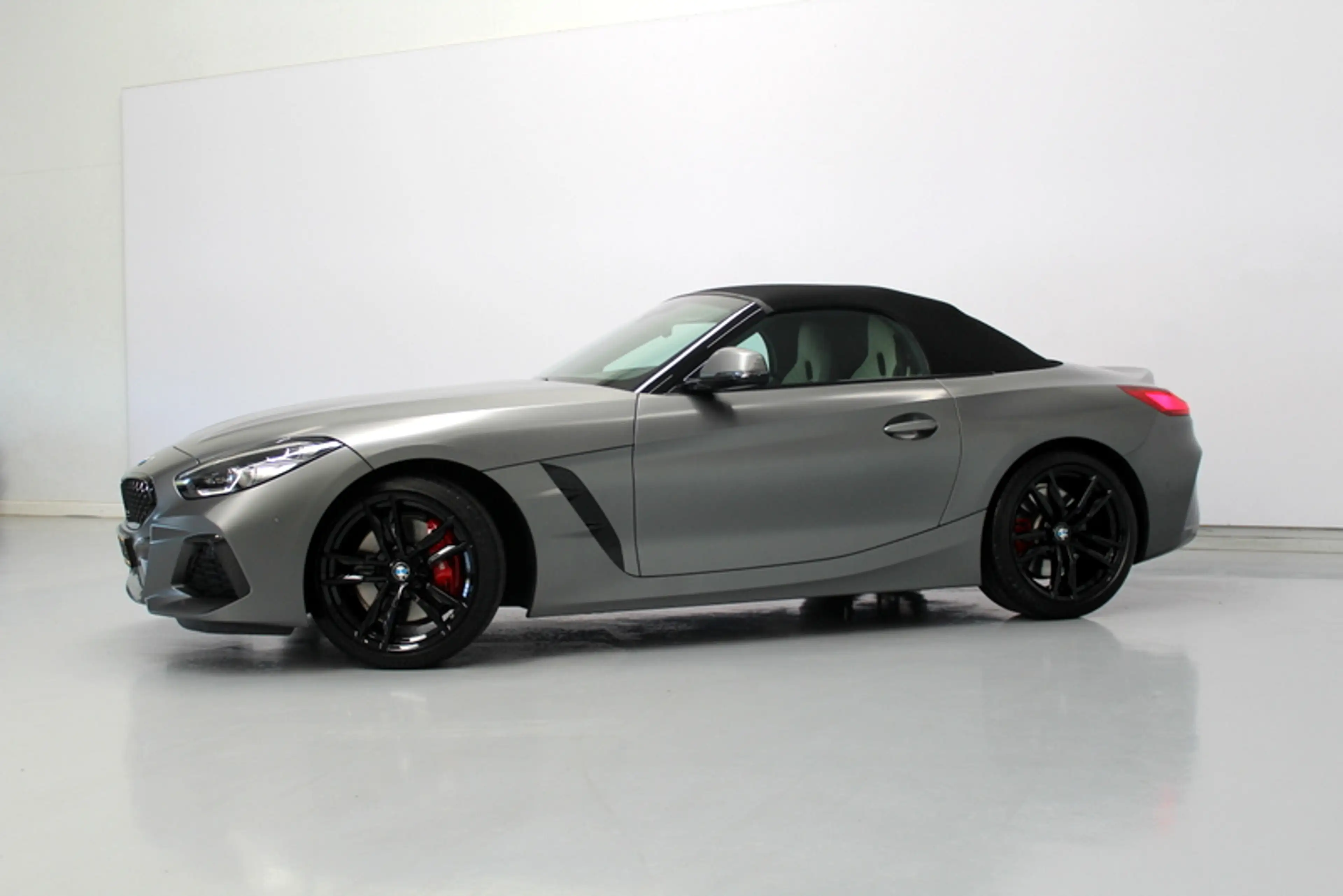 BMW Z4 Roadster sDrive30i | 259PK | Mat Grijs (Frozen Gre — photo 7