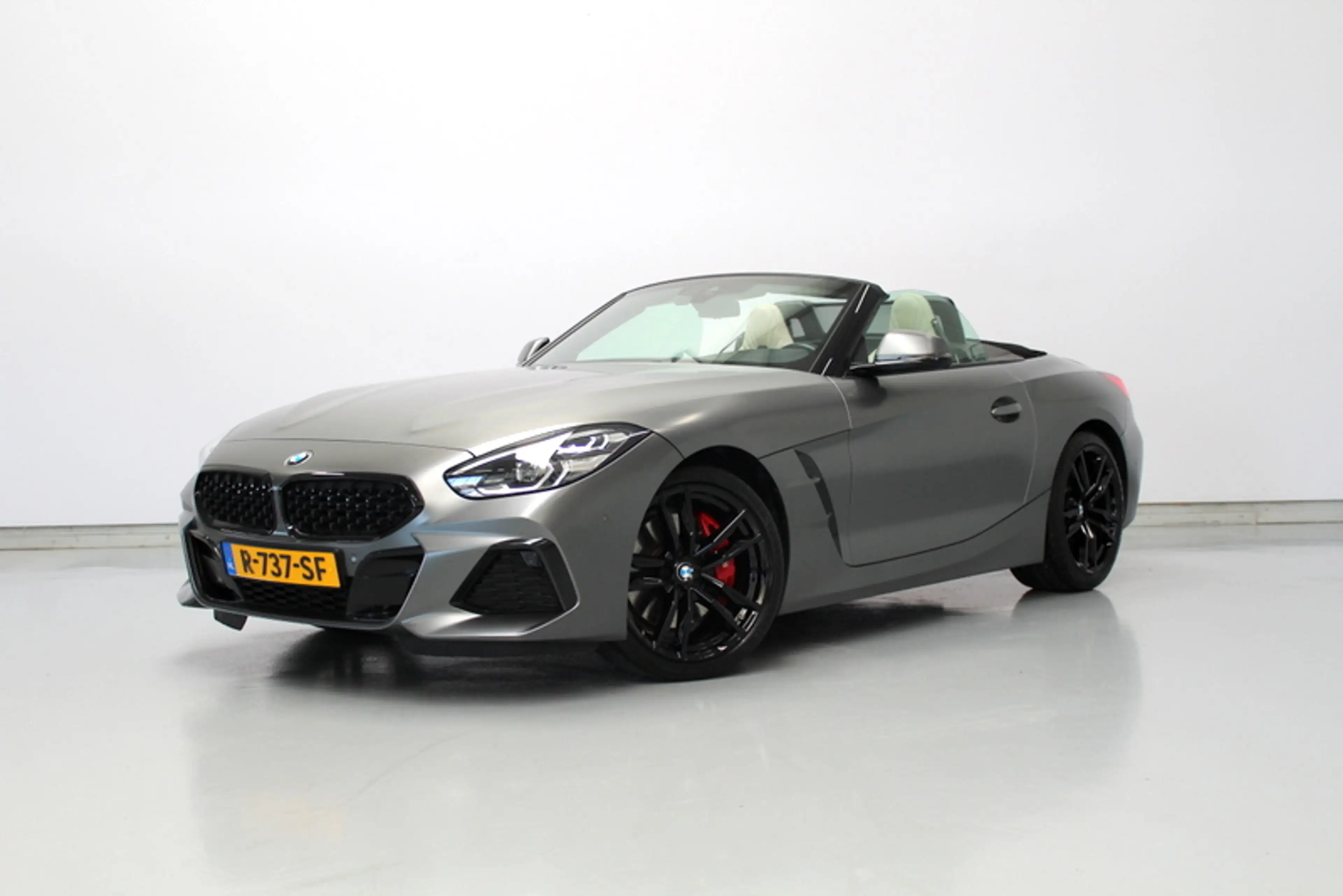 BMW Z4 Roadster sDrive30i | 259PK | Mat Grijs (Frozen Gre — photo 5