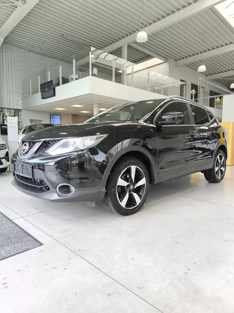 Nissan Qashqai 1.6D *ParkS.V/A+360CAM*Navi*Trekh*CruisC*Pano.Dak* Negro - 1