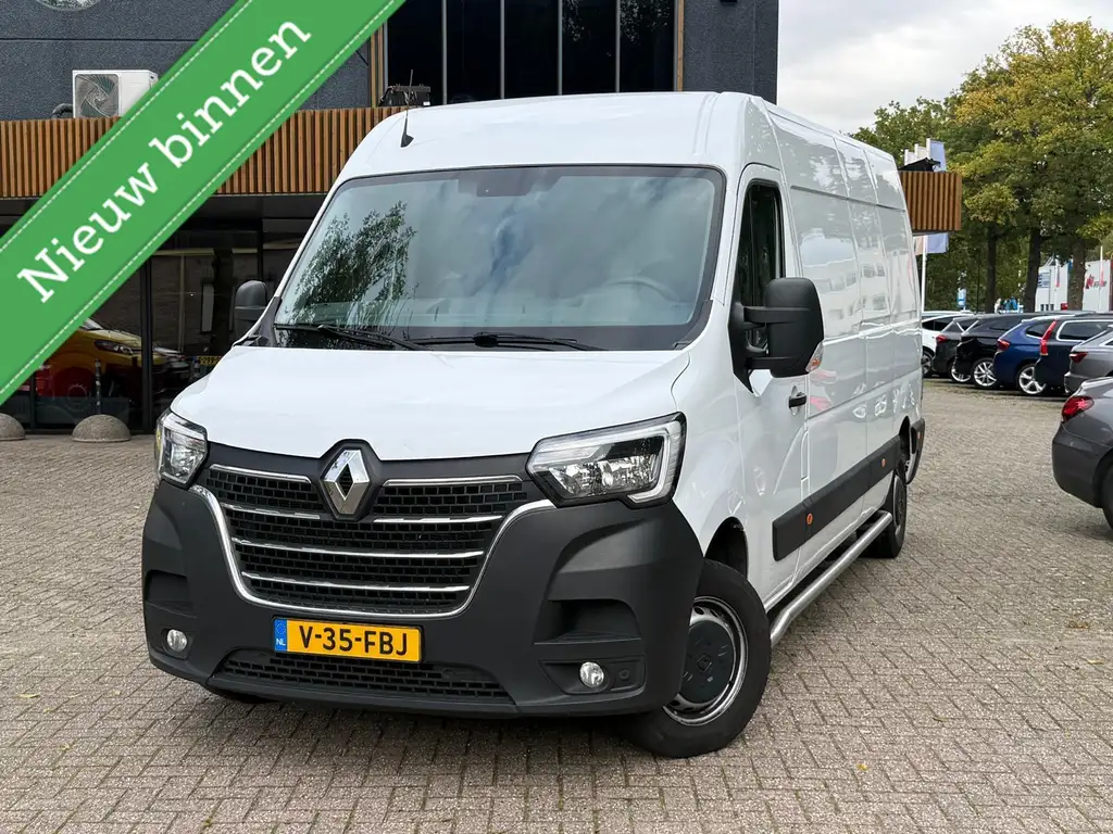 Renault Master 2024 из Европы — купить под ключ