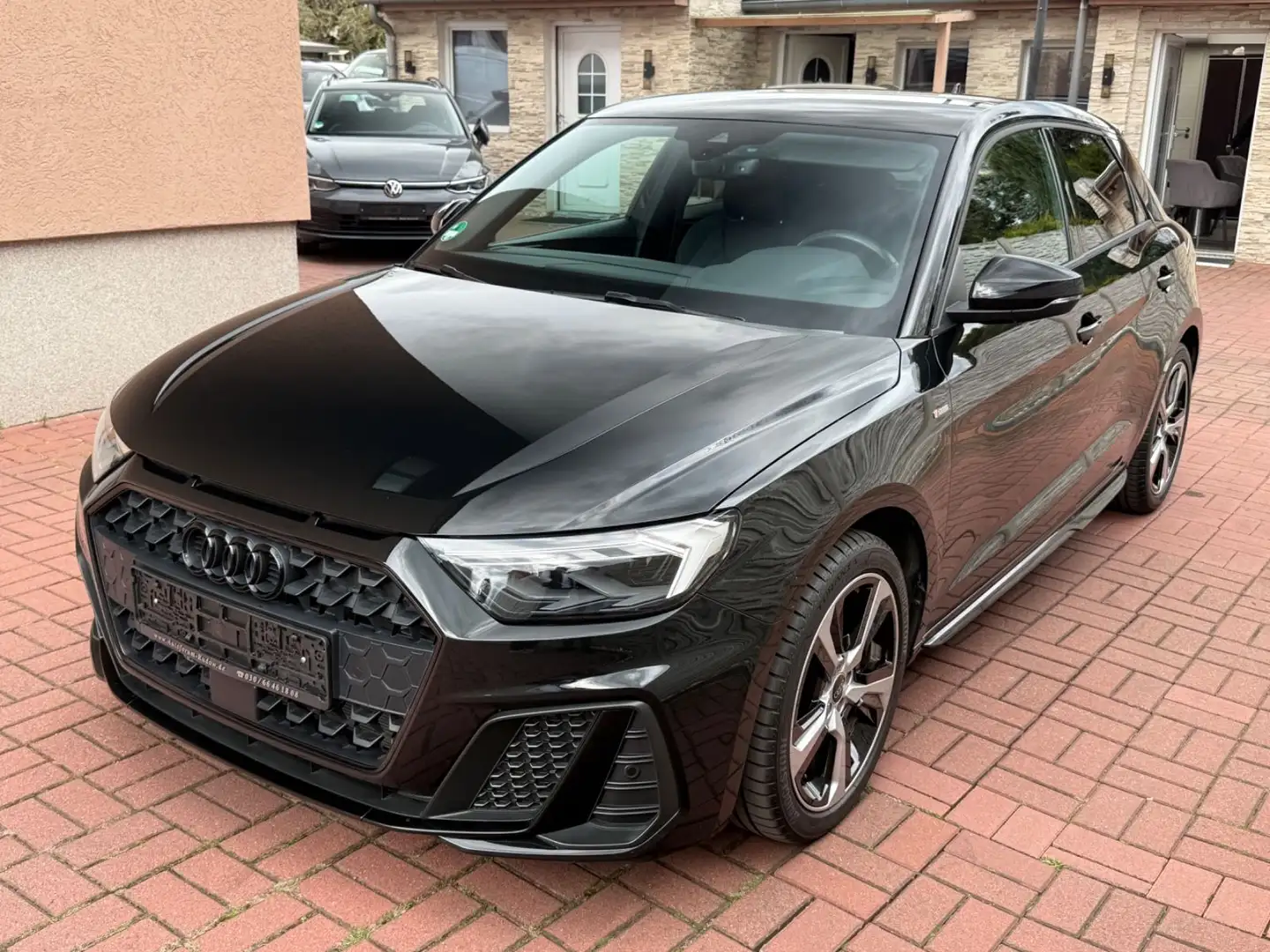 Audi A1 Sportback 25 TFSI S line LED+ AUDI GARANTIE Schwarz - 1