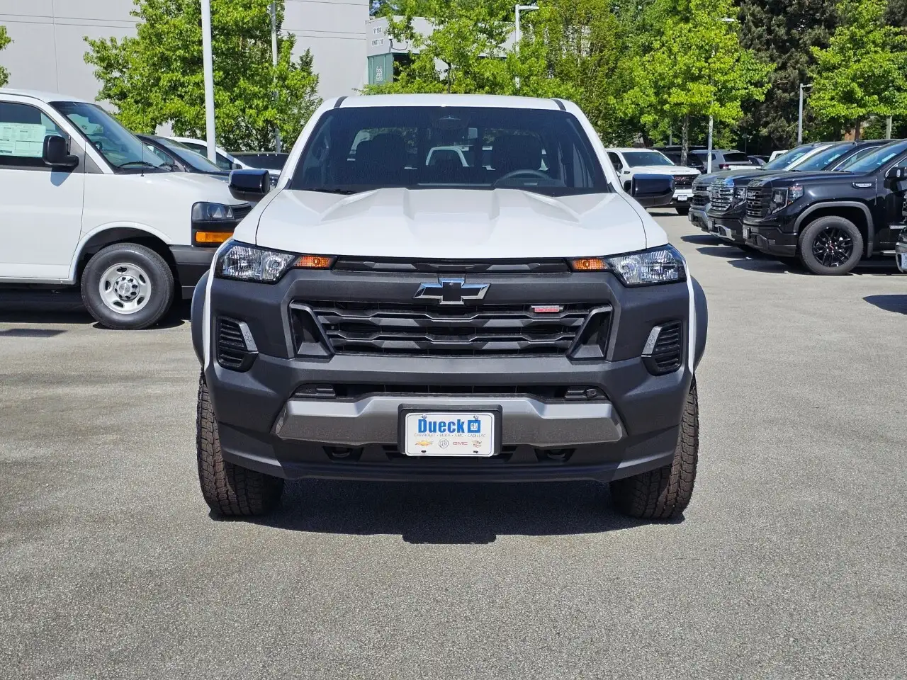 Chevrolet Colorado снимка Chevrolet Colorado