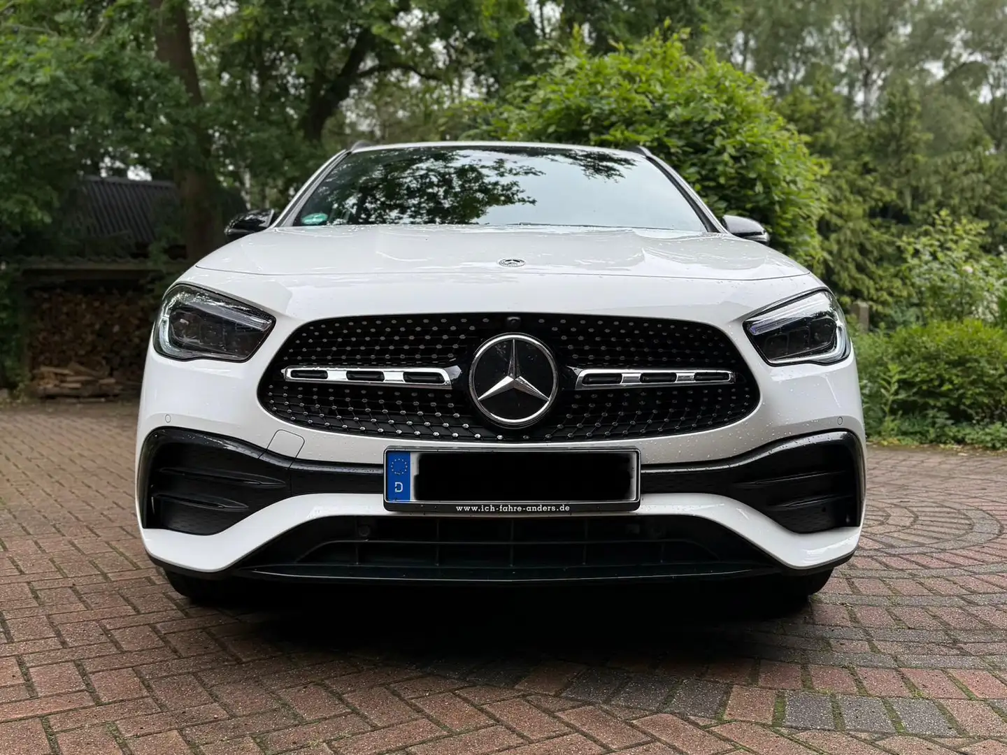Mercedes-Benz GLA 200 GLA Diesel d 8G-DCT AMG Line Blanco - 1
