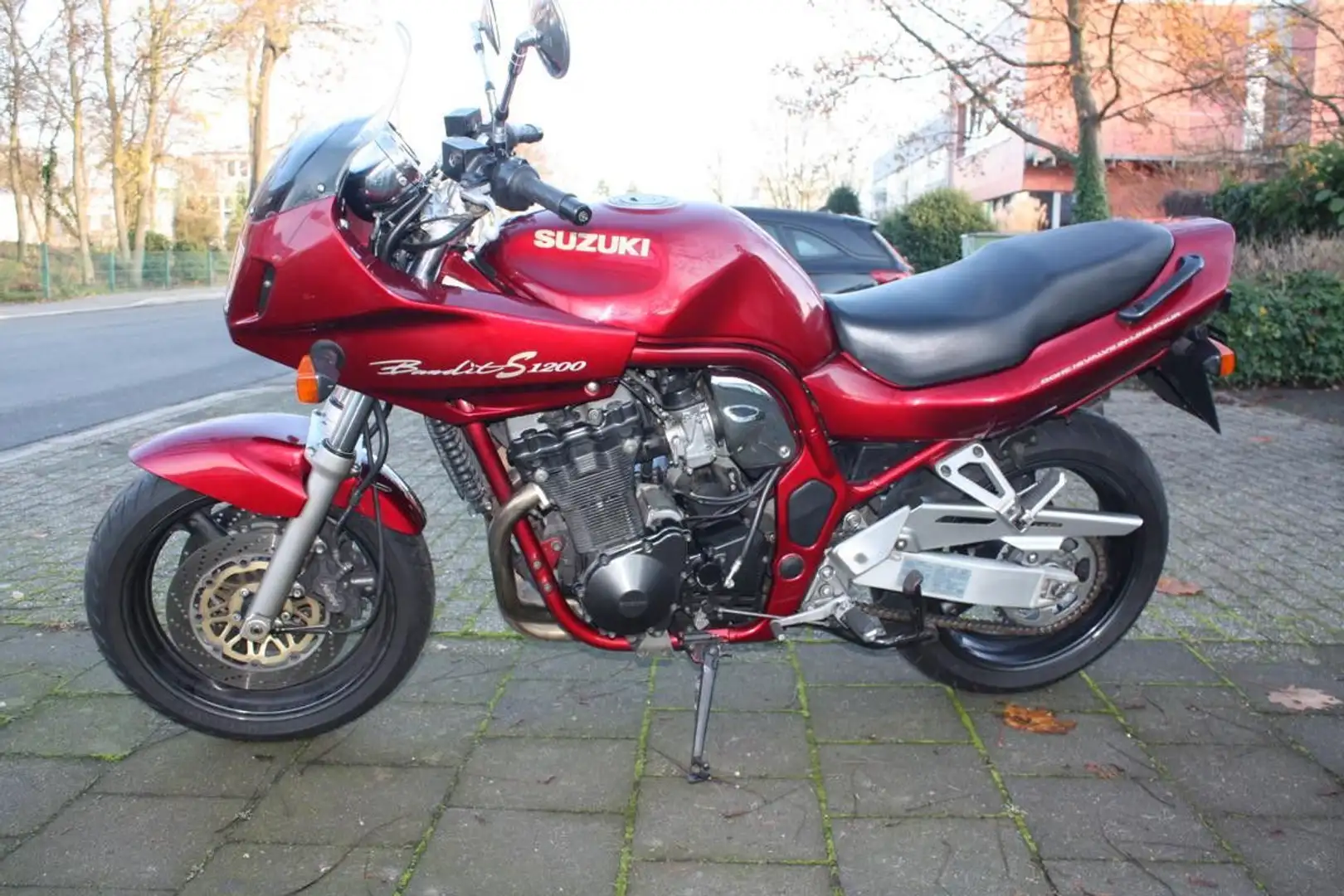 Suzuki GSF 1200 Červená - 2