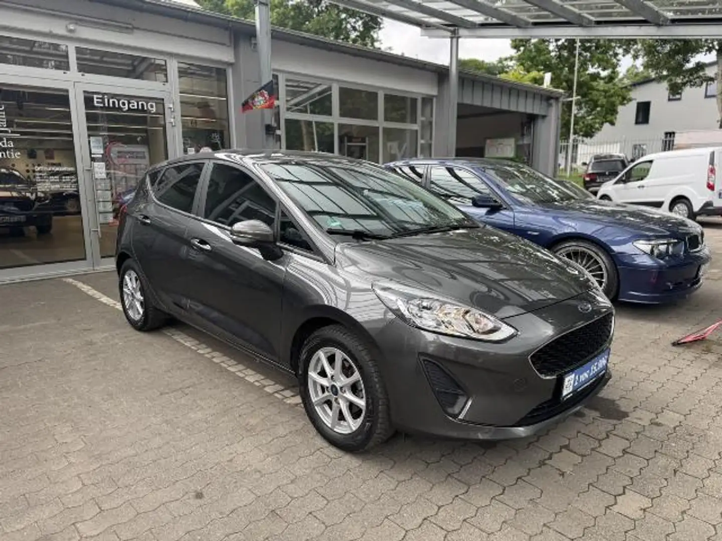 Ford Fiesta 75PS,- Frontscheibenheizung, Teilleder, Navi, SHZ Gris - 2